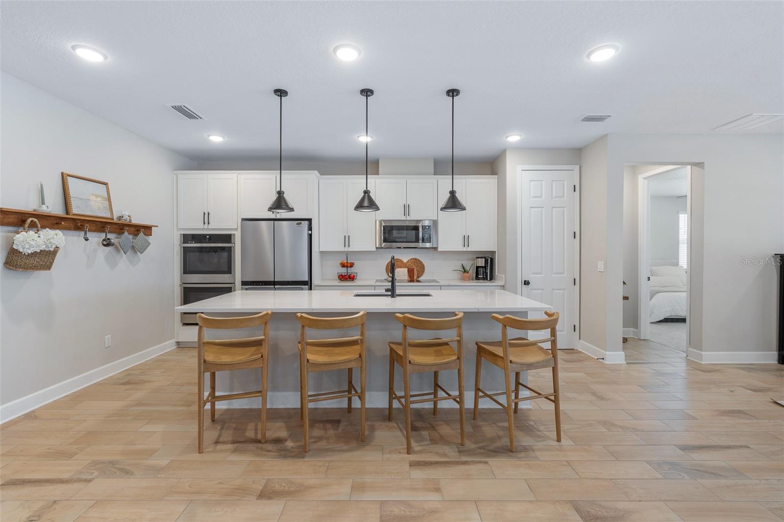 Image 20 of 60 For 46 Moana Court S