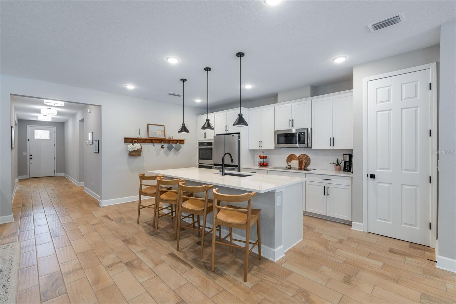 Image 22 of 60 For 46 Moana Court S