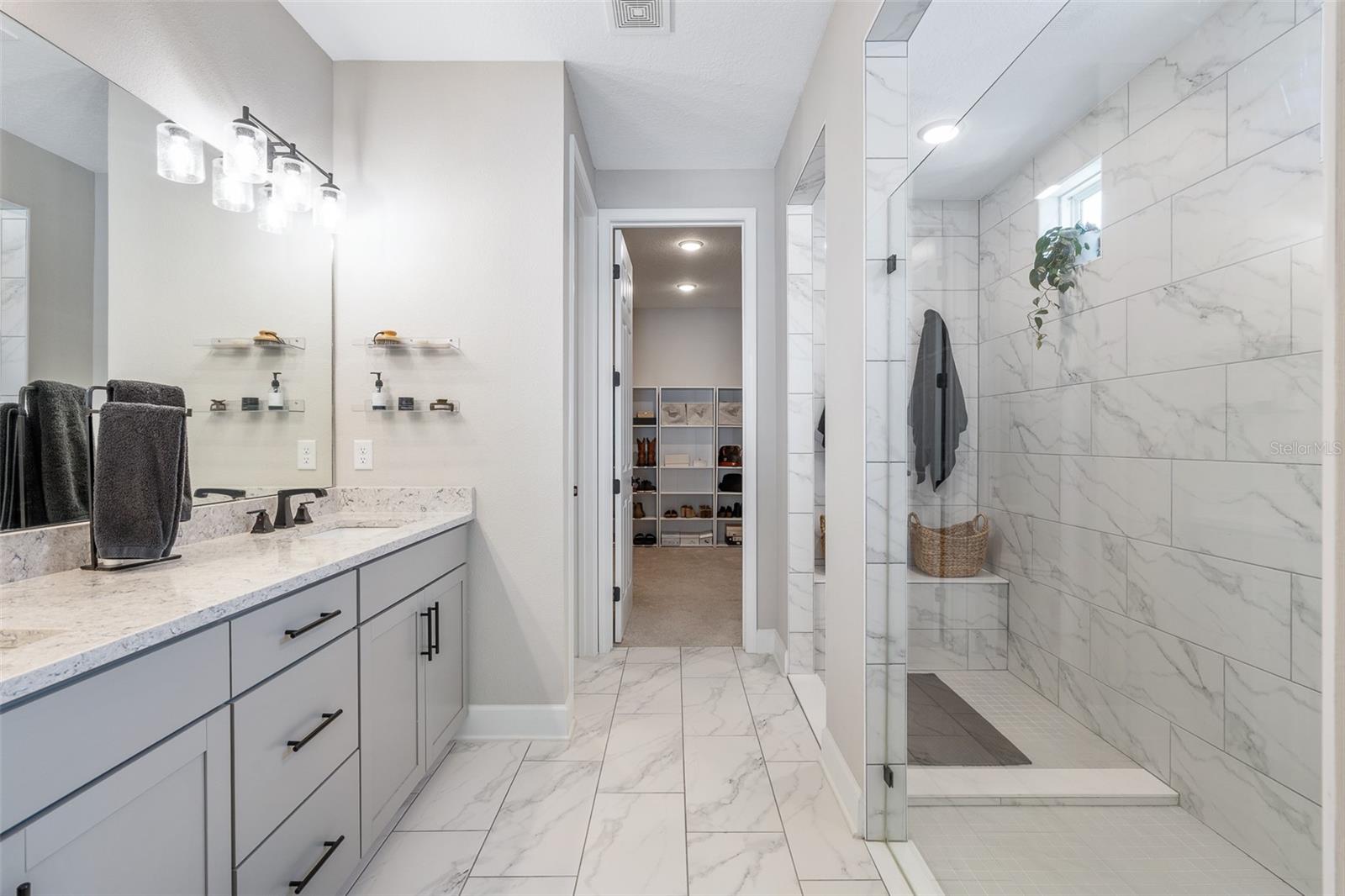 Image 32 of 60 For 46 Moana Court S