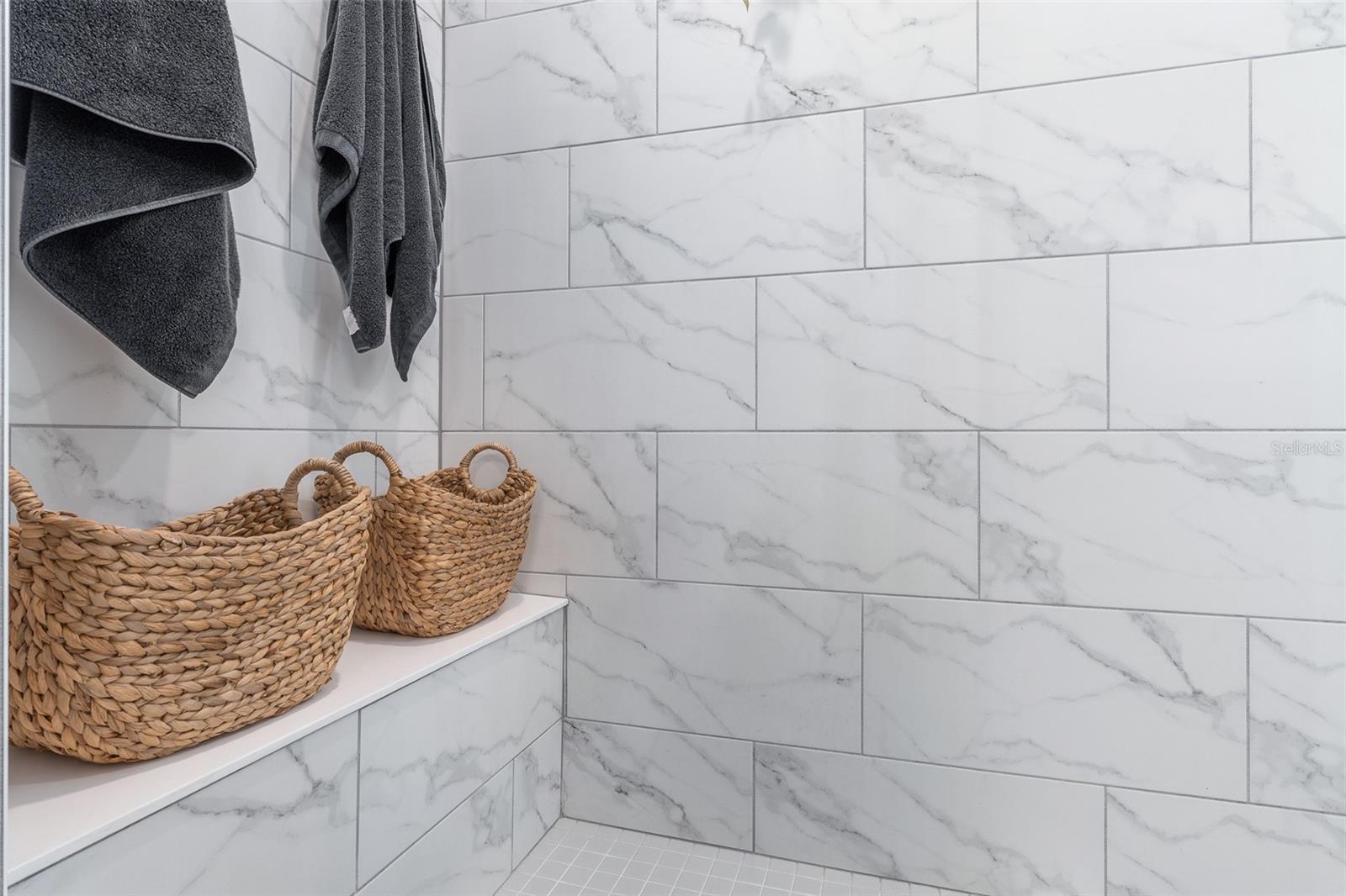 Image 33 of 60 For 46 Moana Court S