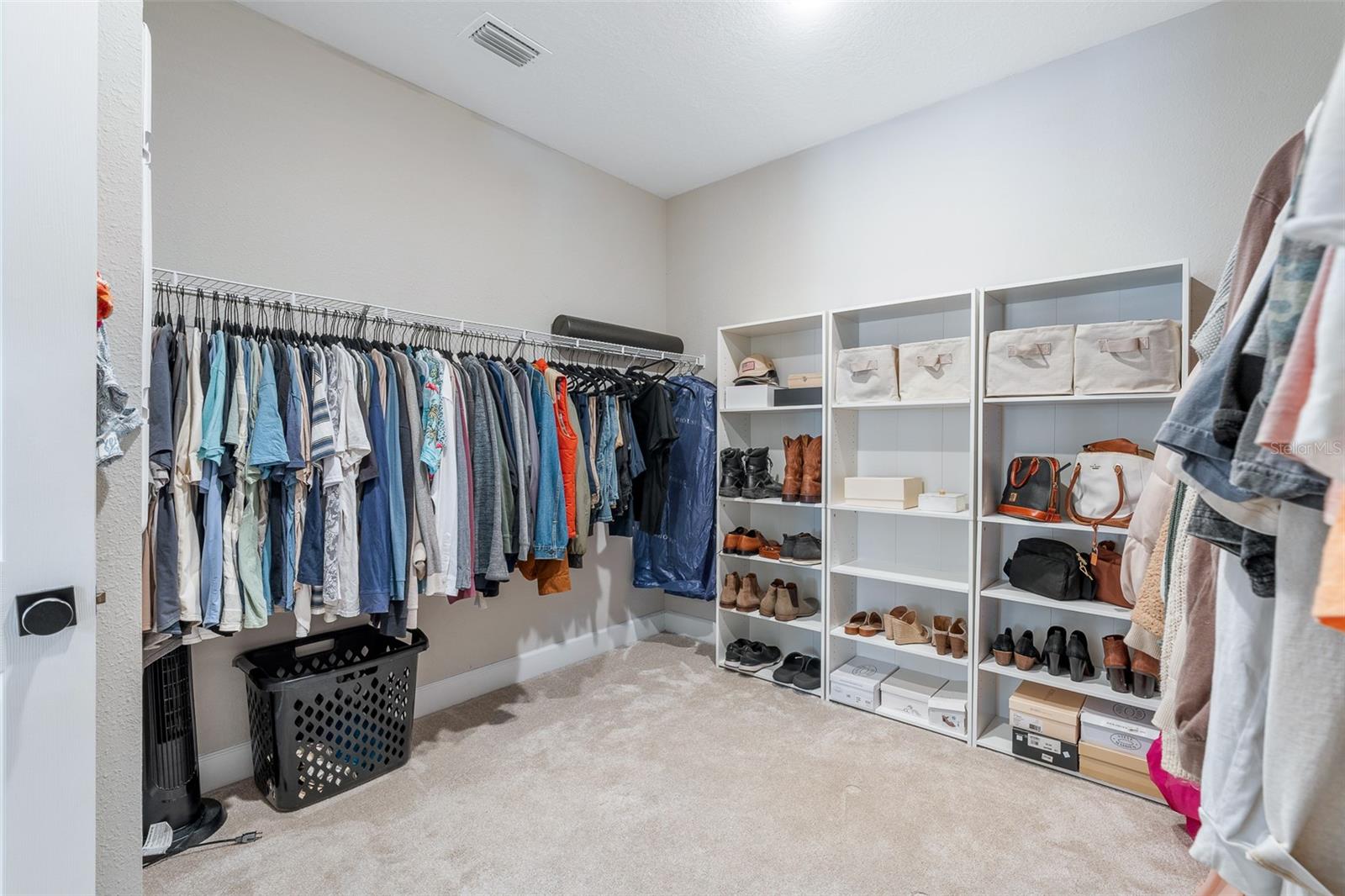 Image 35 of 60 For 46 Moana Court S