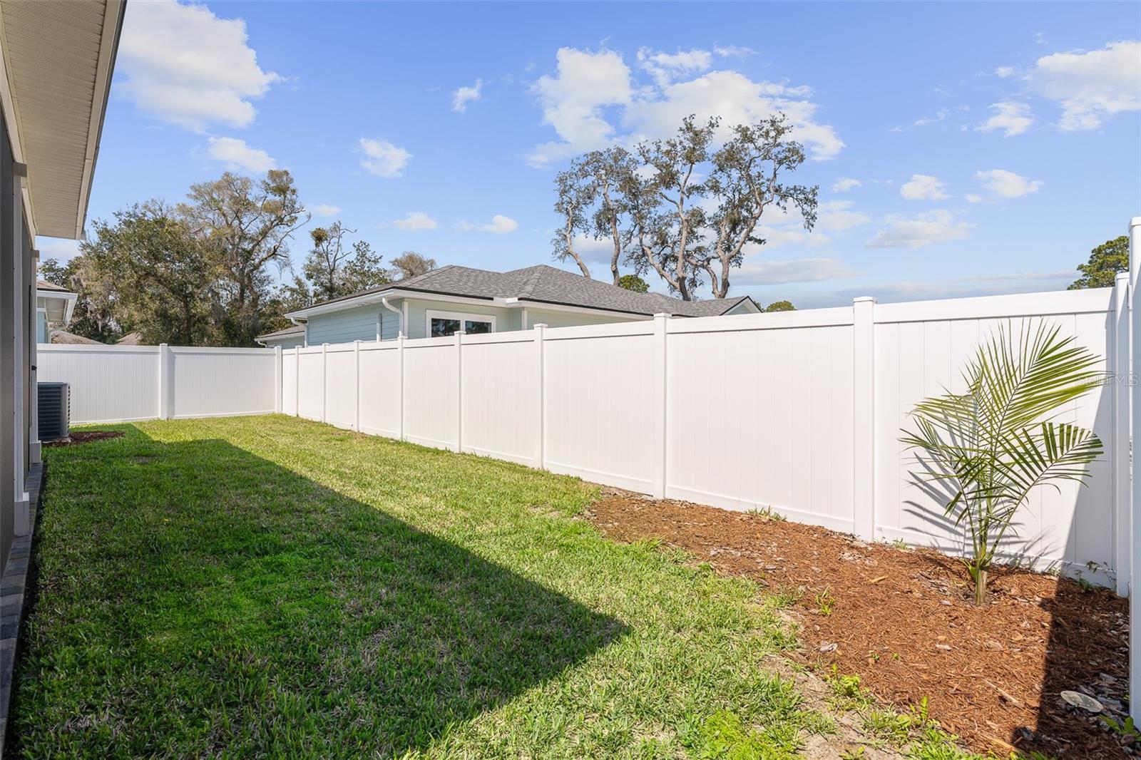 Image 51 of 60 For 46 Moana Court S