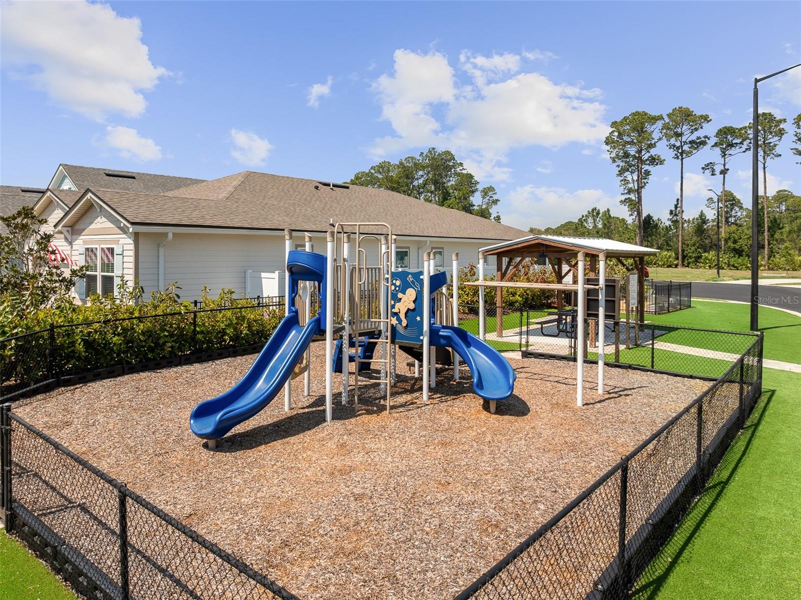 Image 59 of 60 For 46 Moana Court S