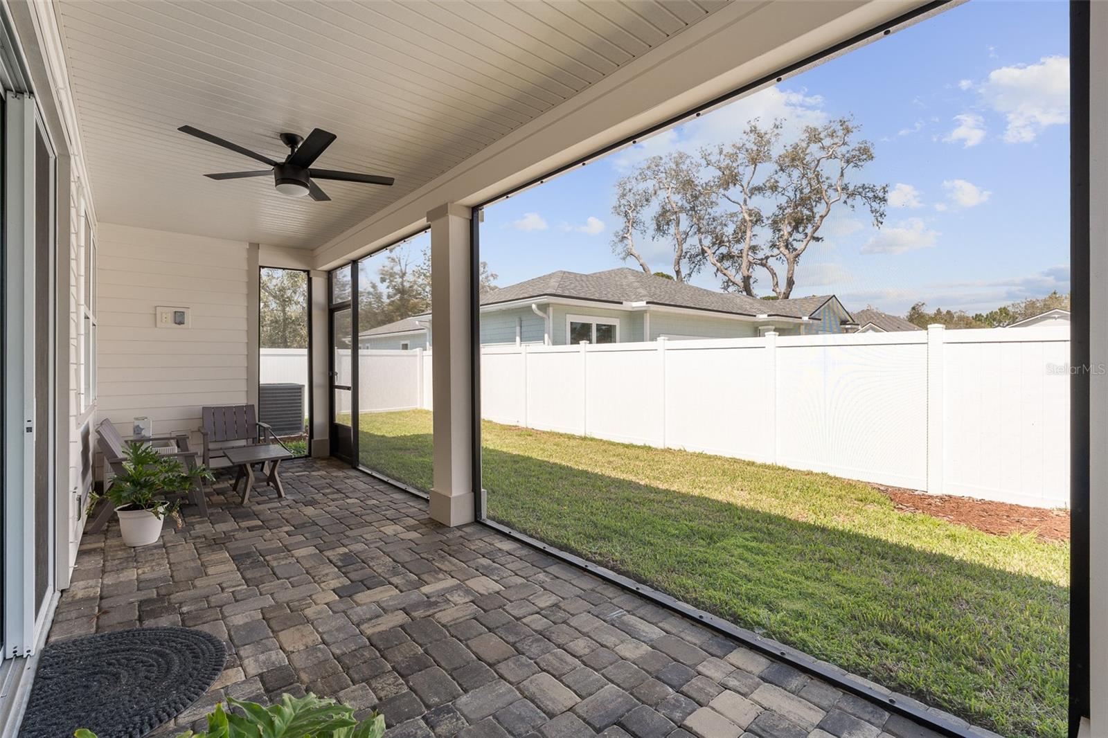 Image 7 of 60 For 46 Moana Court S