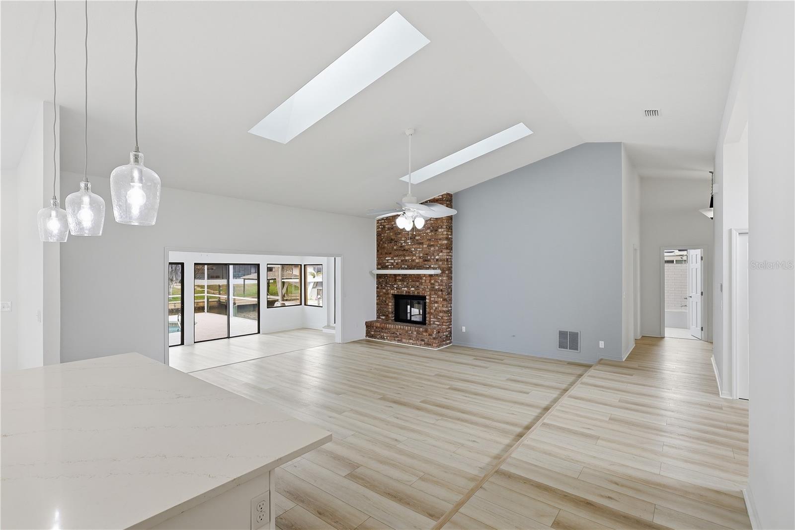 Image 10 of 55 For 15 Cedarfield Court