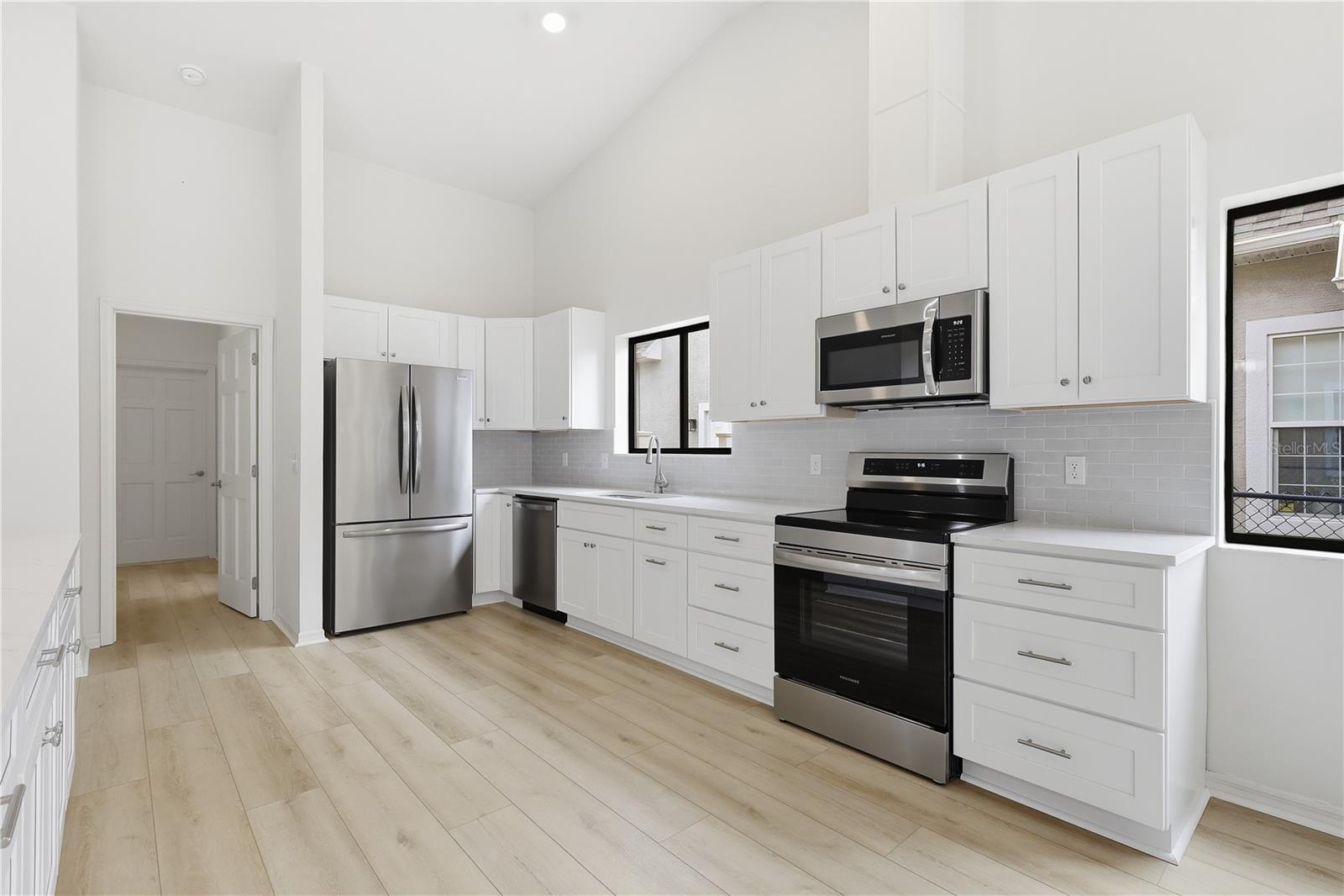 Image 11 of 55 For 15 Cedarfield Court