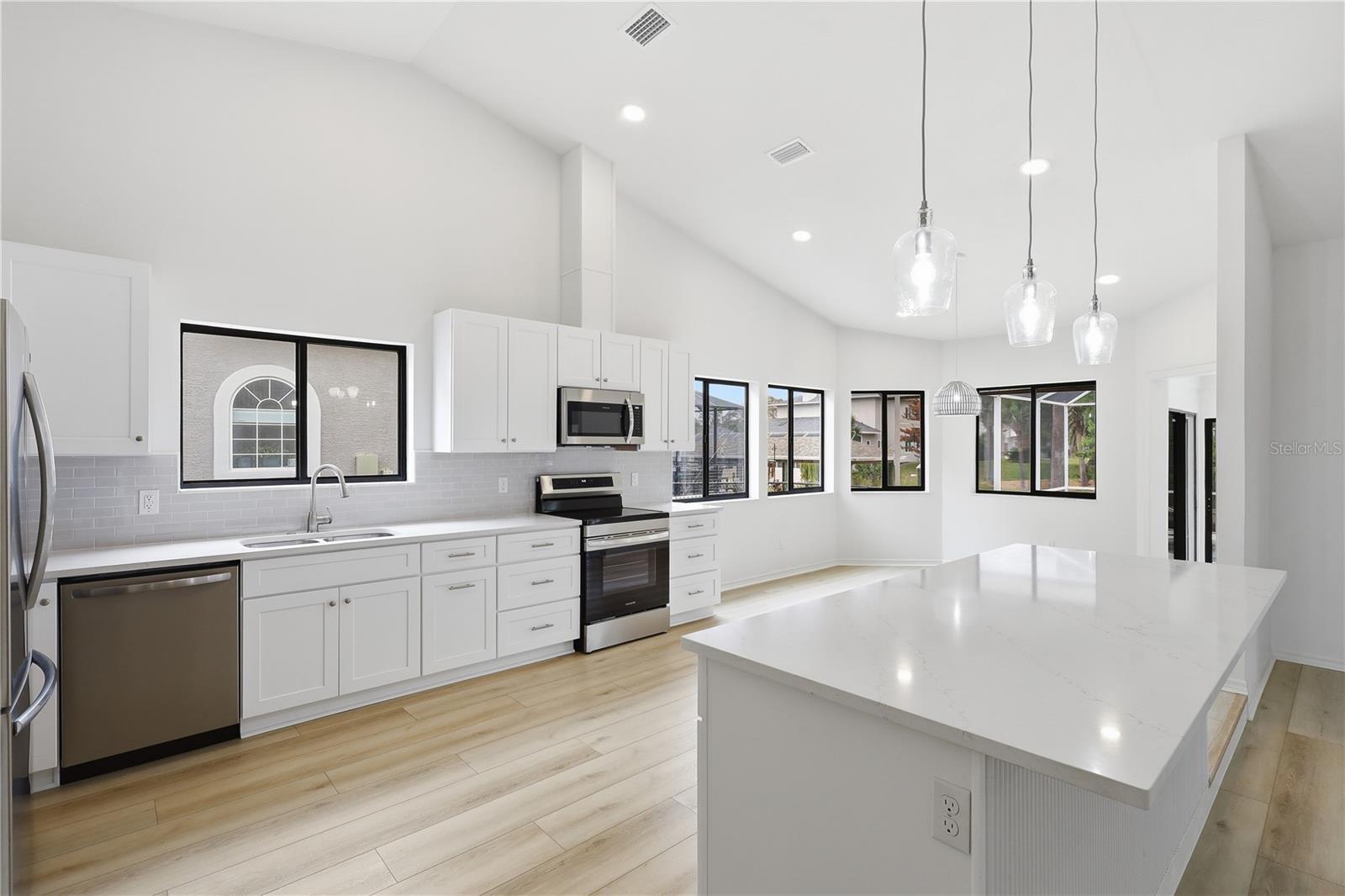 Image 13 of 55 For 15 Cedarfield Court