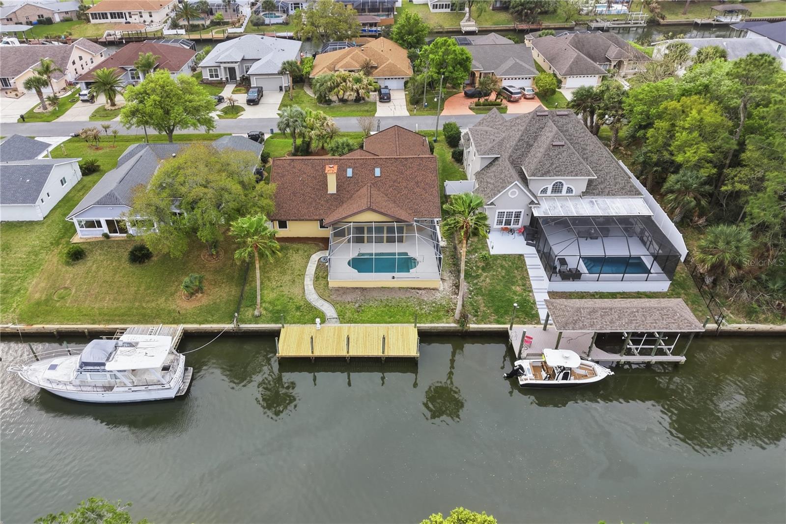 Image 2 of 55 For 15 Cedarfield Court