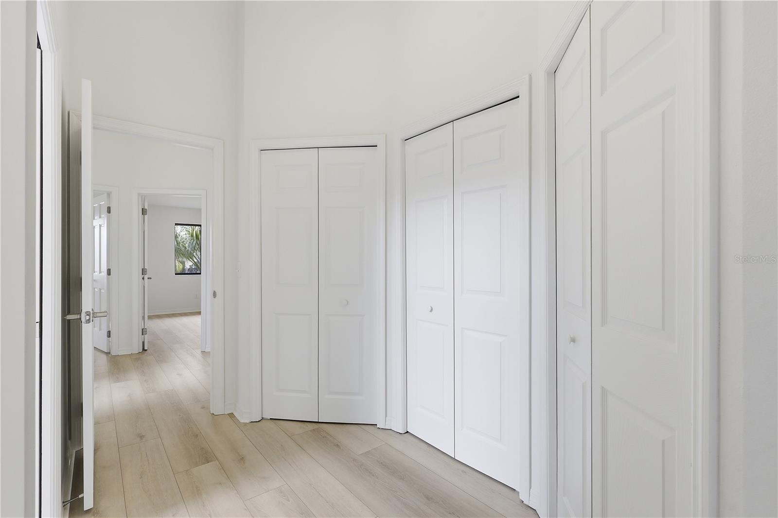 Image 25 of 55 For 15 Cedarfield Court