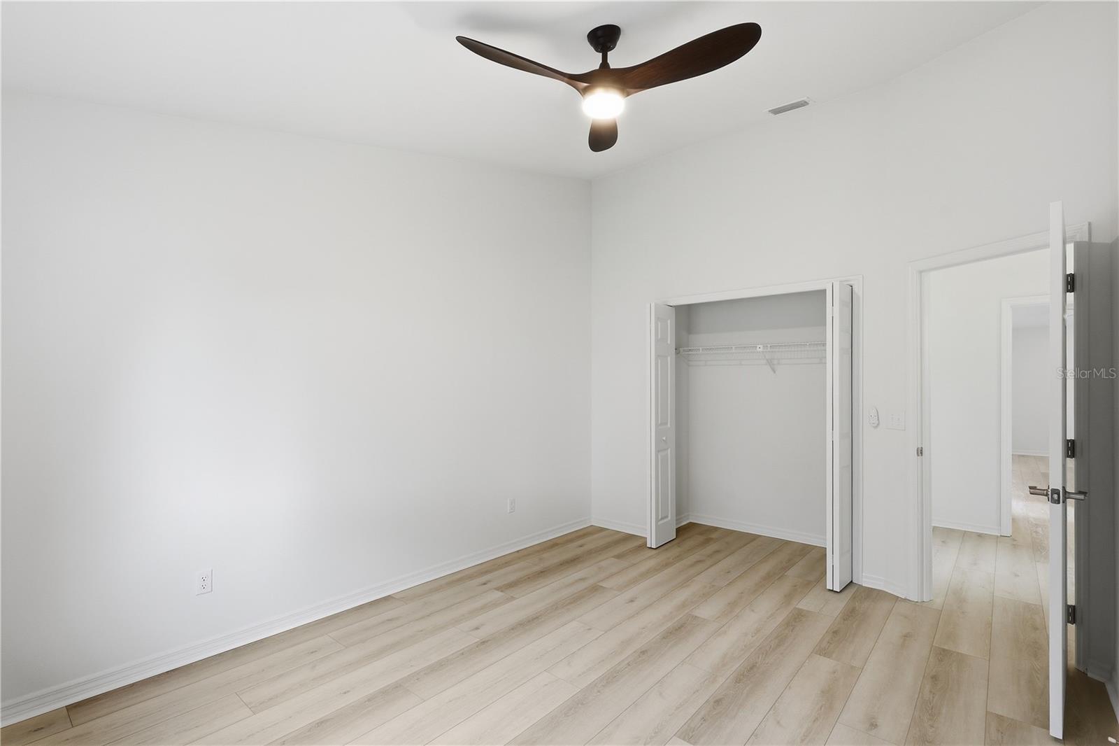 Image 33 of 55 For 15 Cedarfield Court