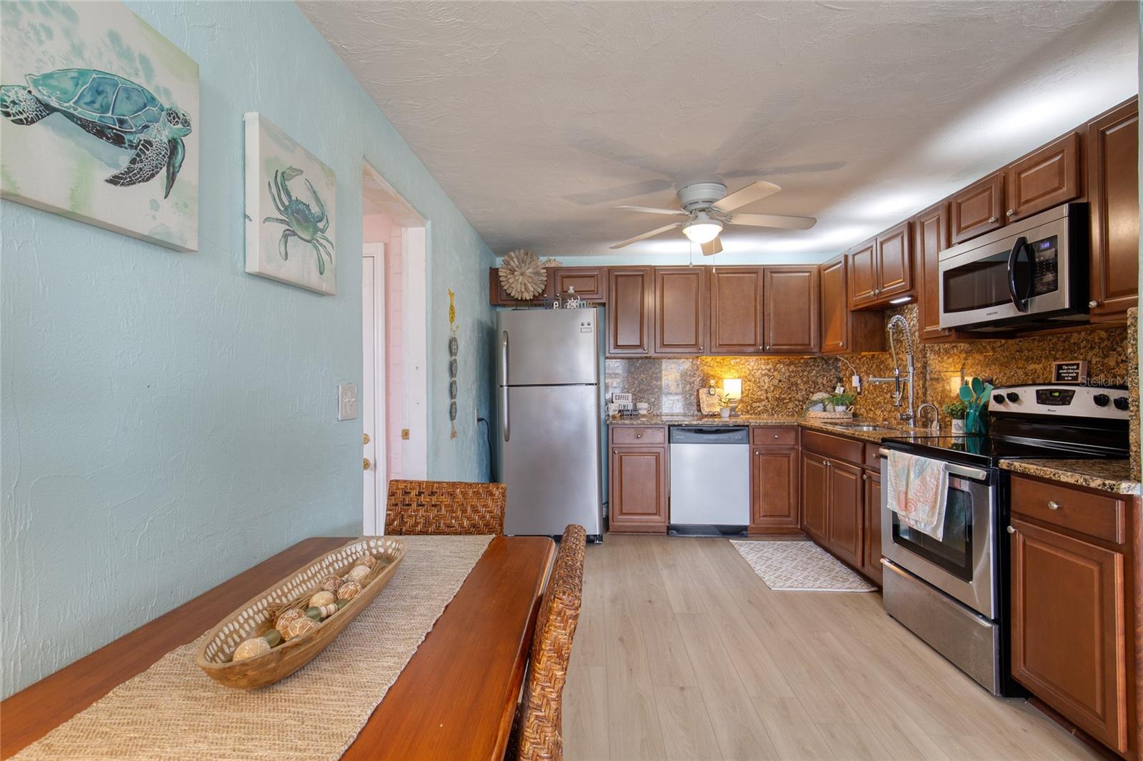 Image 11 of 36 For 4 Ocean Shore Drive