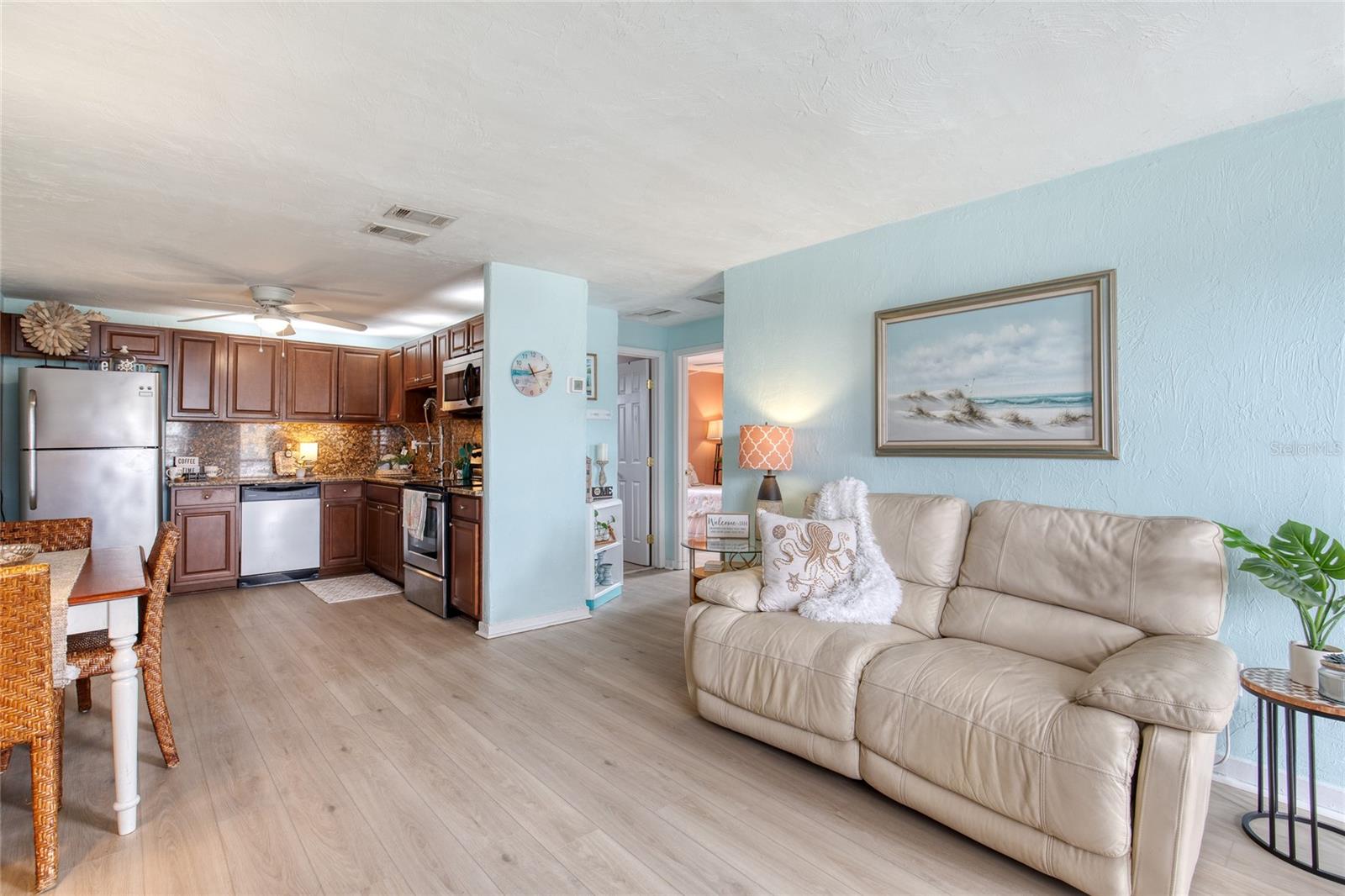 Image 7 of 36 For 4 Ocean Shore Drive