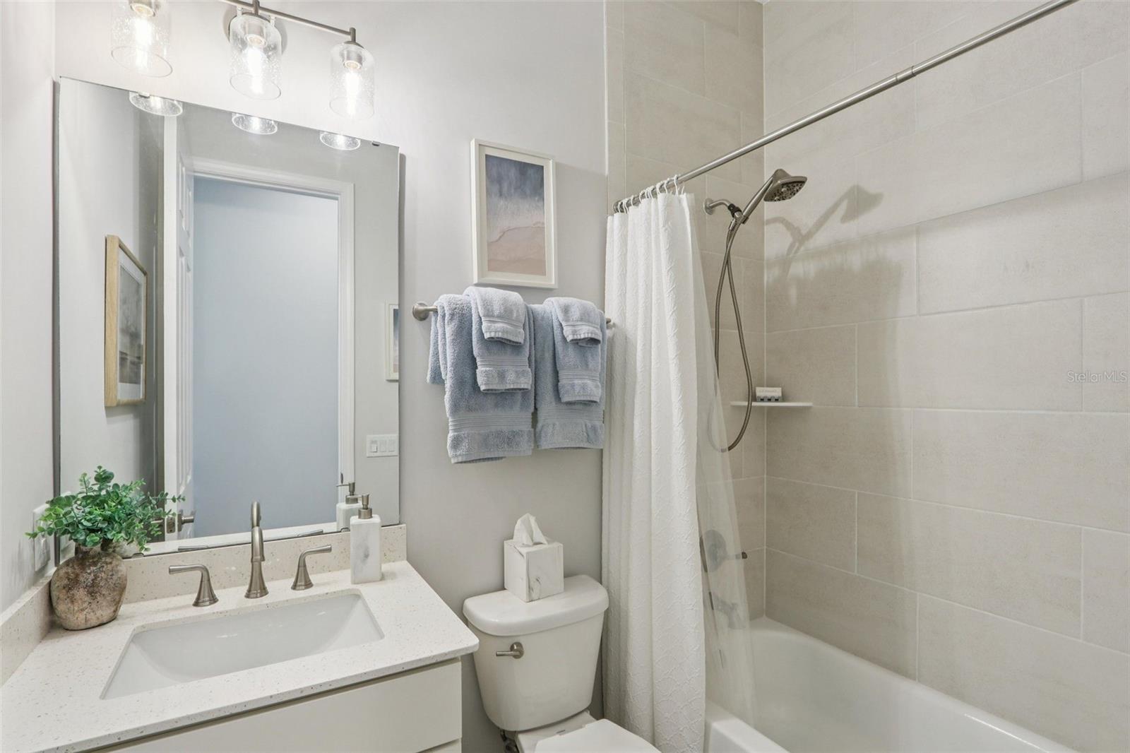 Image 19 of 61 For 46 Iris Creek Drive