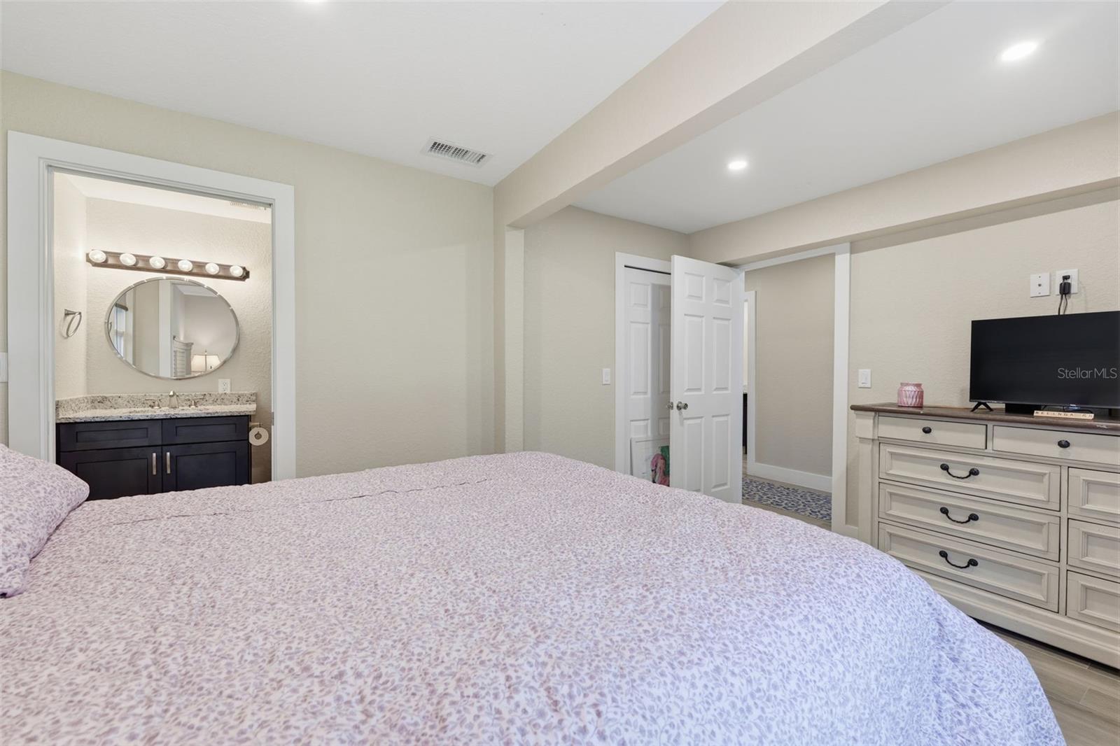 Image 21 of 45 For 1520 Flagler Avenue