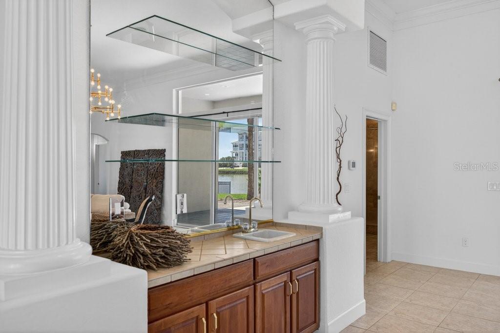 Image 7 of 88 For 1 San Gabriel Lane