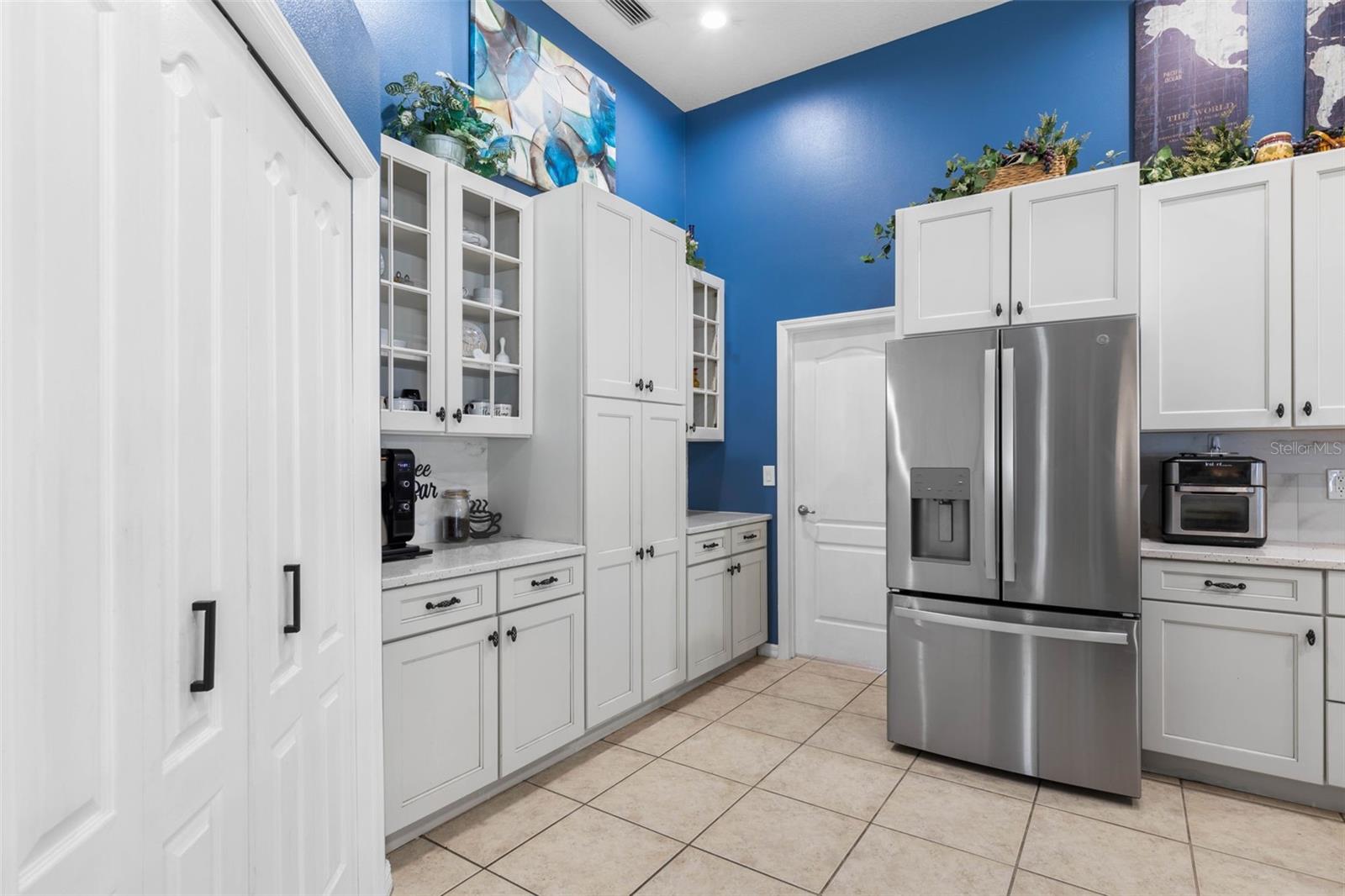 Image 17 of 70 For 34 Pritchard Drive