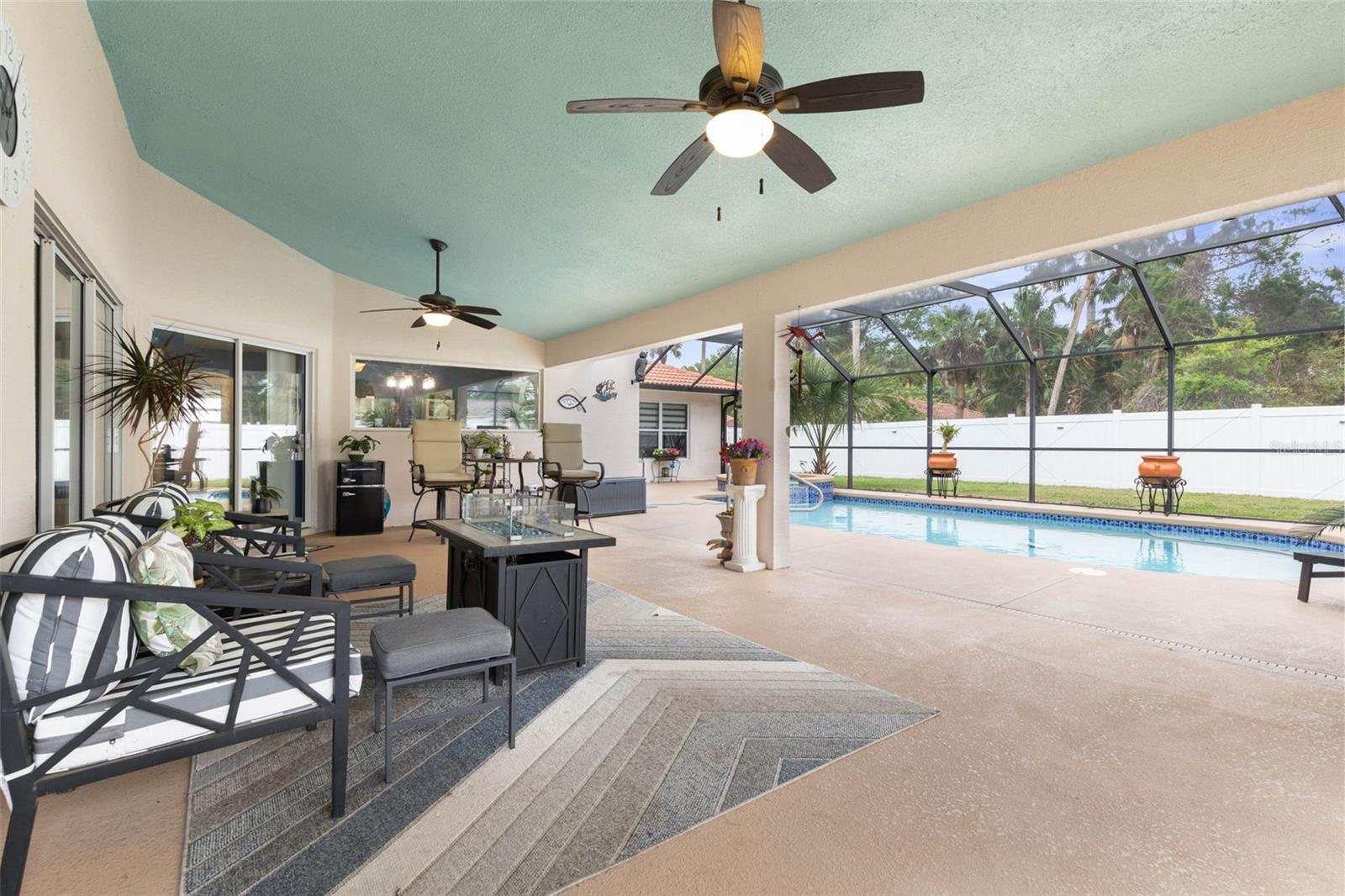 Image 28 of 70 For 34 Pritchard Drive