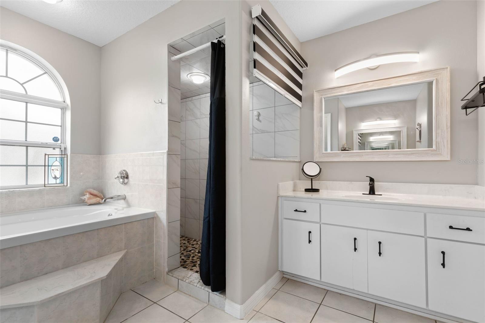 Image 33 of 70 For 34 Pritchard Drive