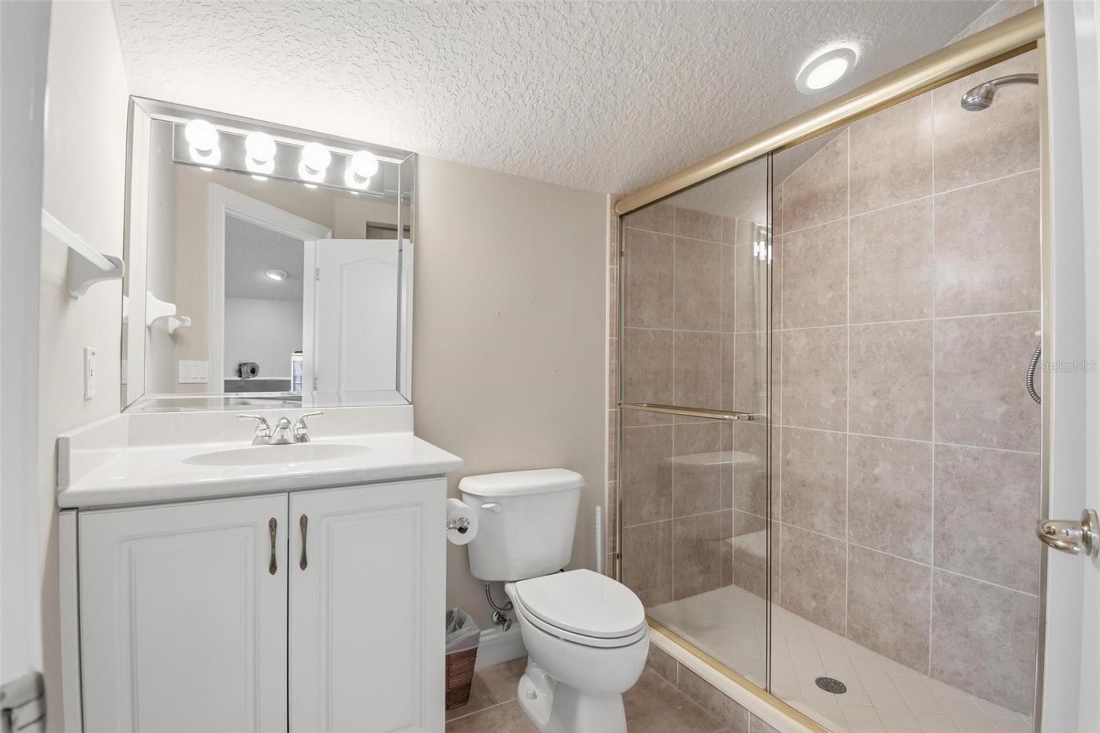 Image 37 of 64 For 26 Jasmine Drive