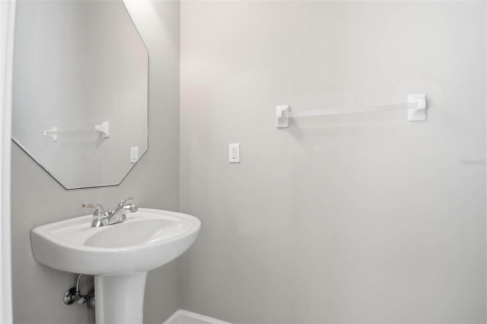 Image 46 of 64 For 26 Jasmine Drive