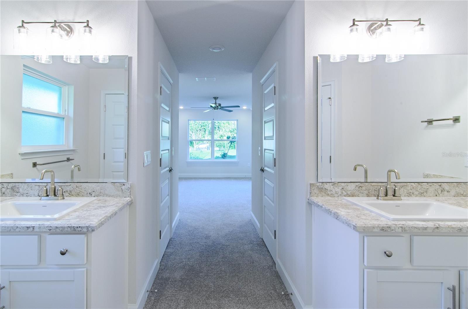 Listing photo id 30 for 35 Selborne Path