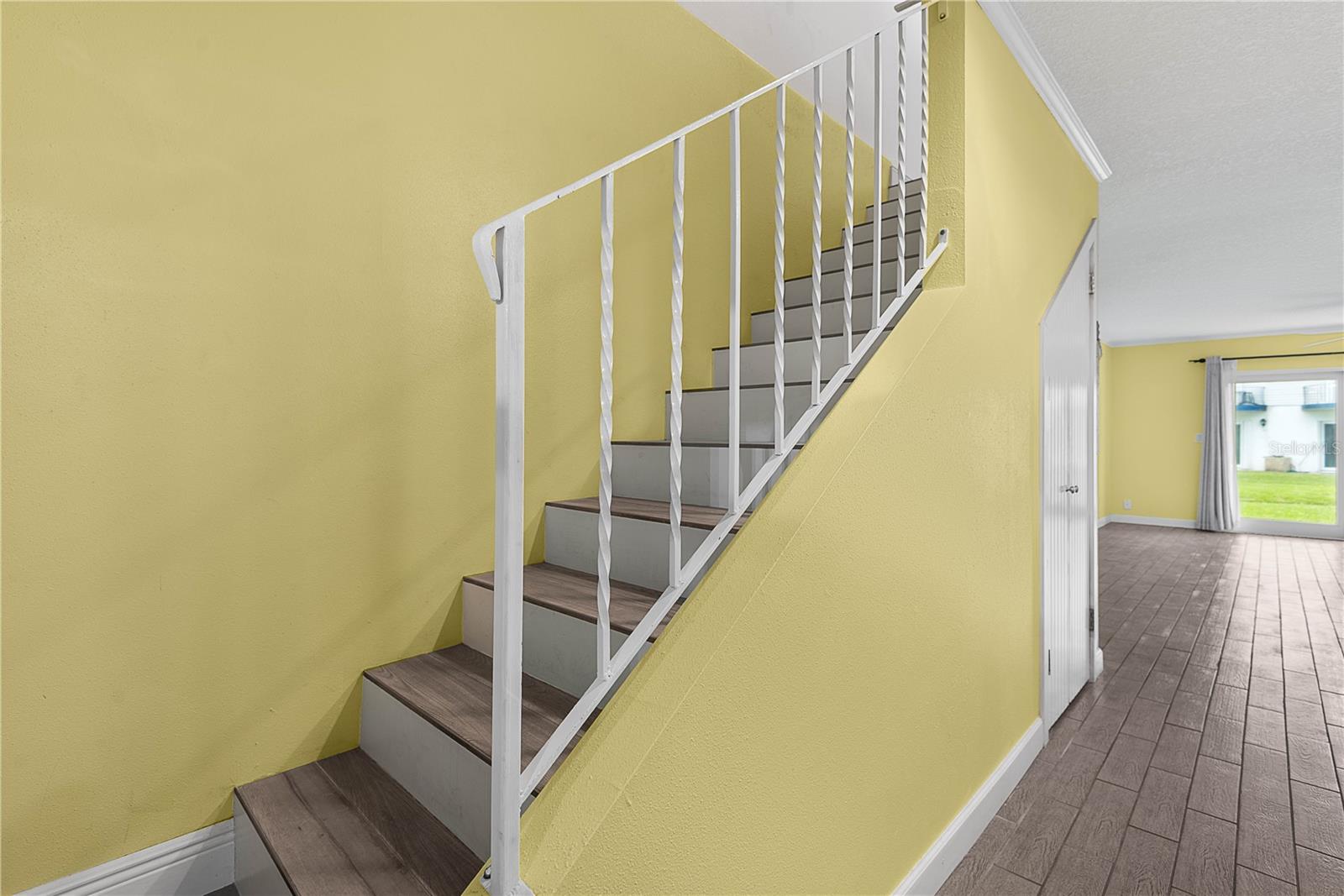 Image 20 of 42 For 2750 Ocean Shore Boulevard 41