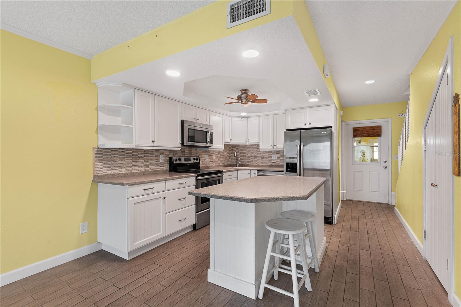 Image 4 of 42 For 2750 Ocean Shore Boulevard 41