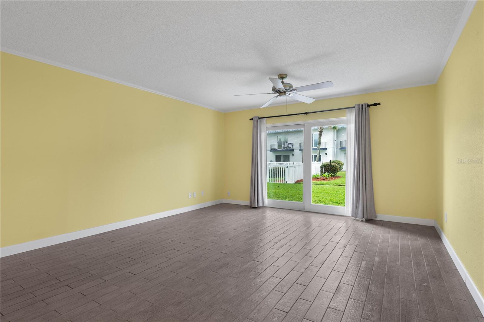 Image 7 of 42 For 2750 Ocean Shore Boulevard 41