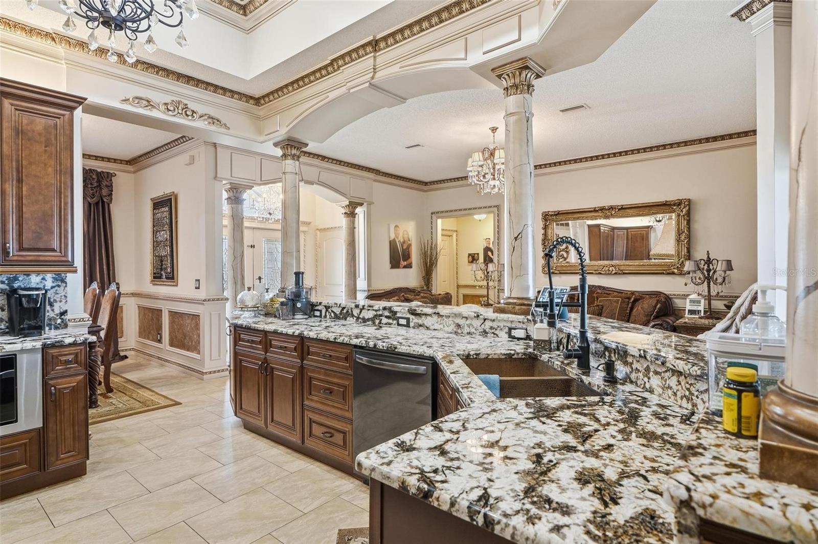 Image 16 of 95 For 11 Bannerwood Lane