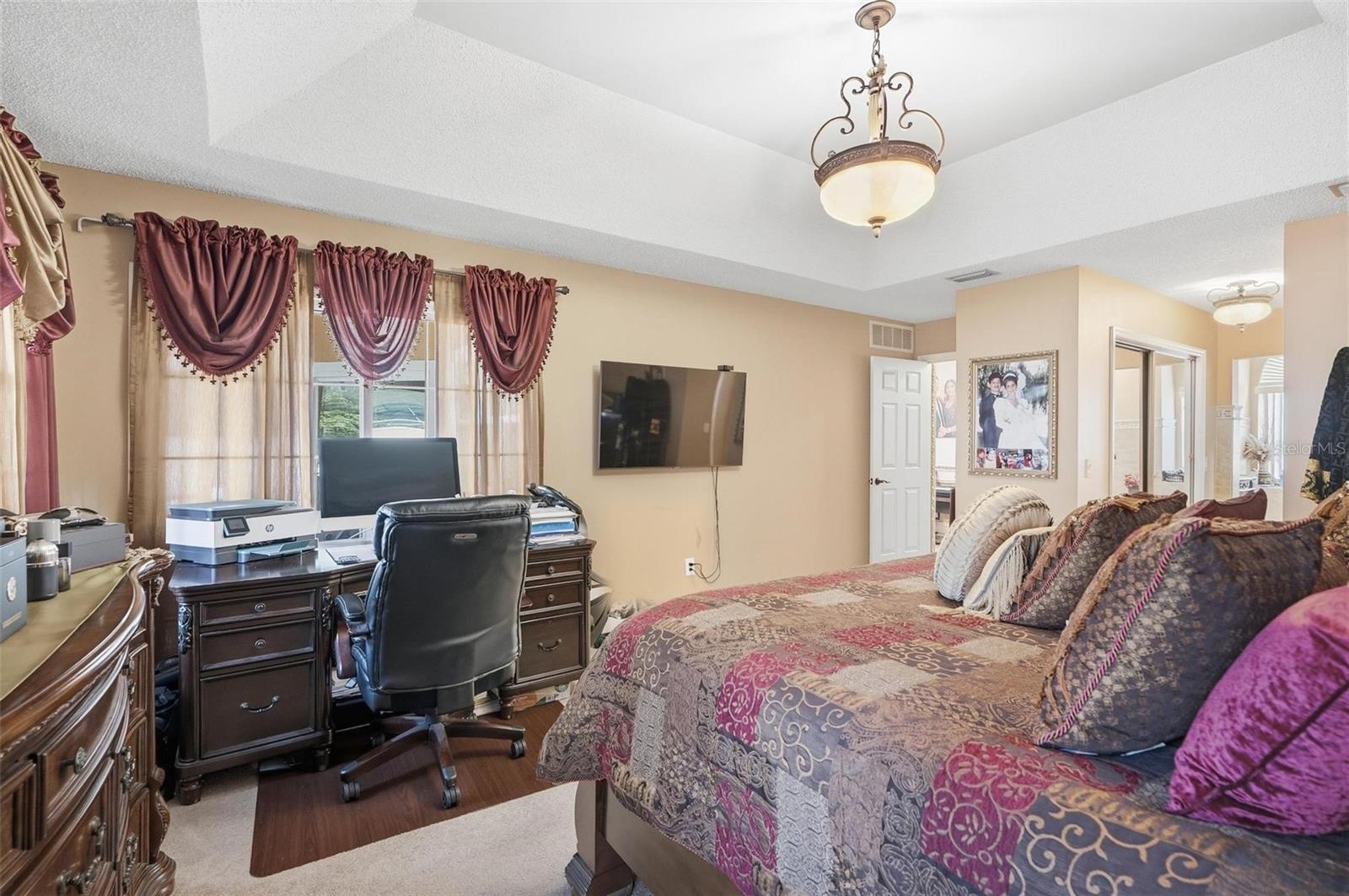 Image 31 of 95 For 11 Bannerwood Lane