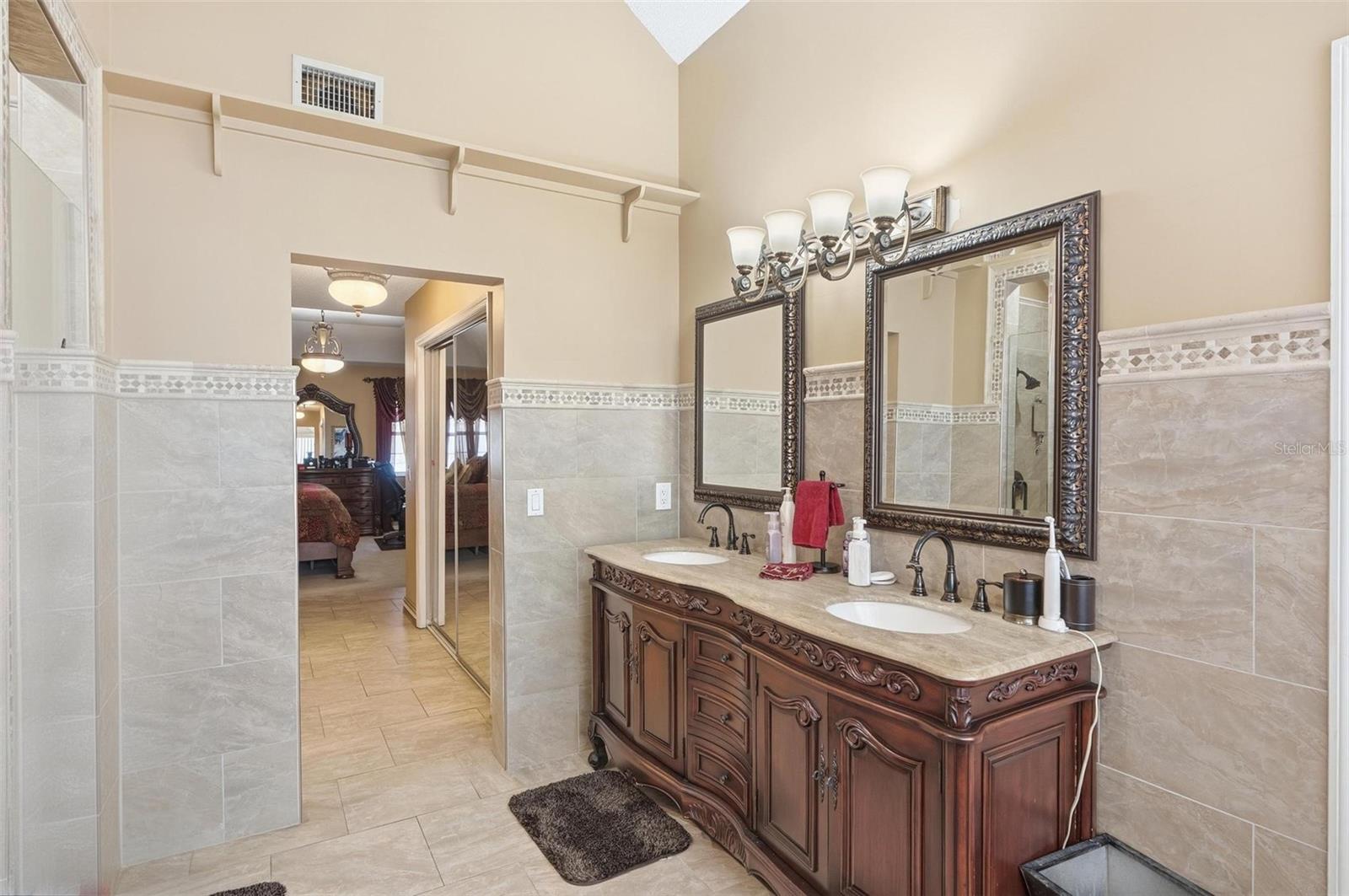 Image 34 of 95 For 11 Bannerwood Lane