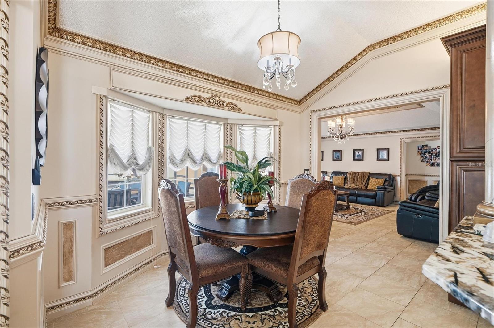 Image 42 of 95 For 11 Bannerwood Lane