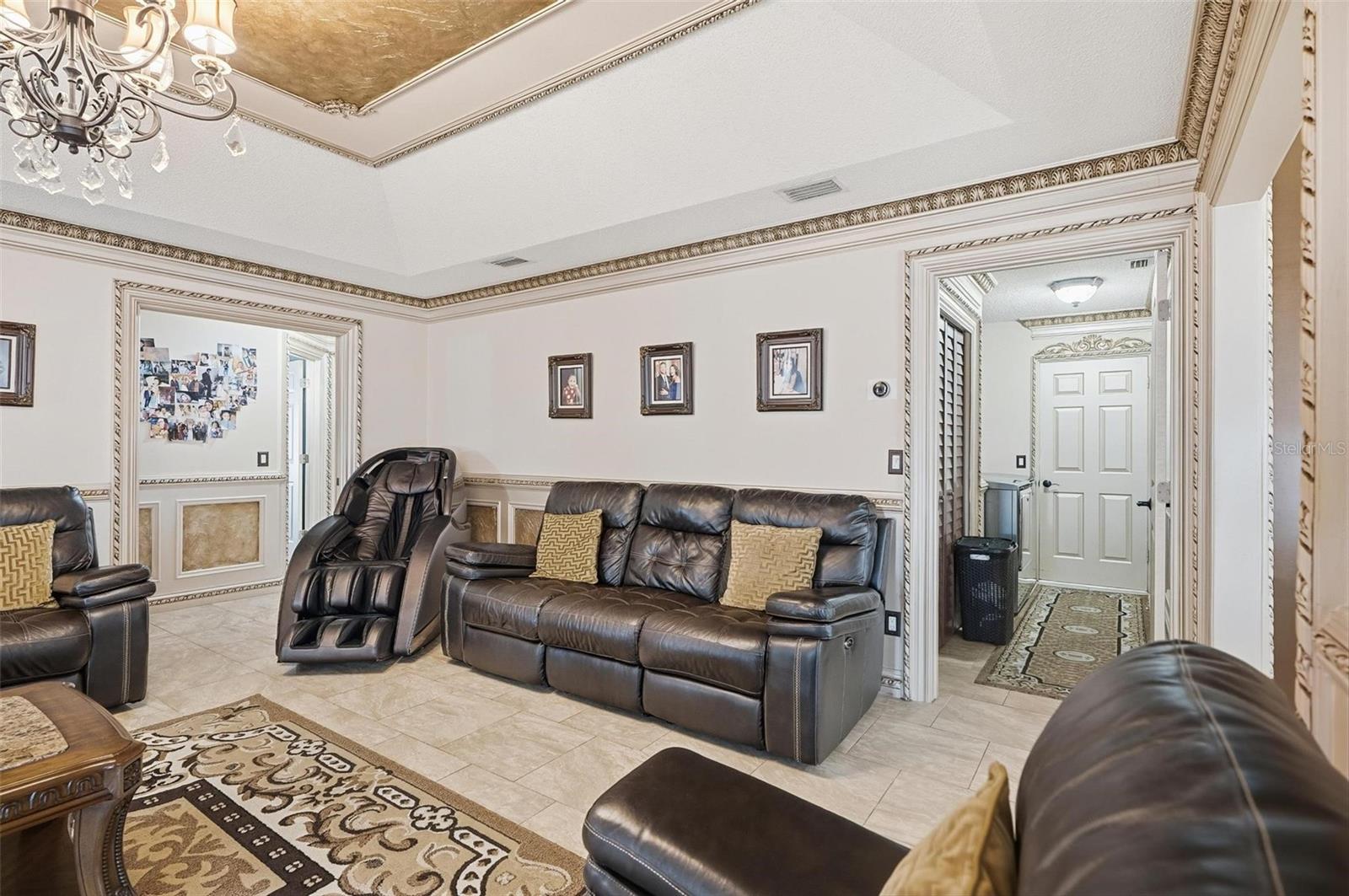 Image 60 of 95 For 11 Bannerwood Lane