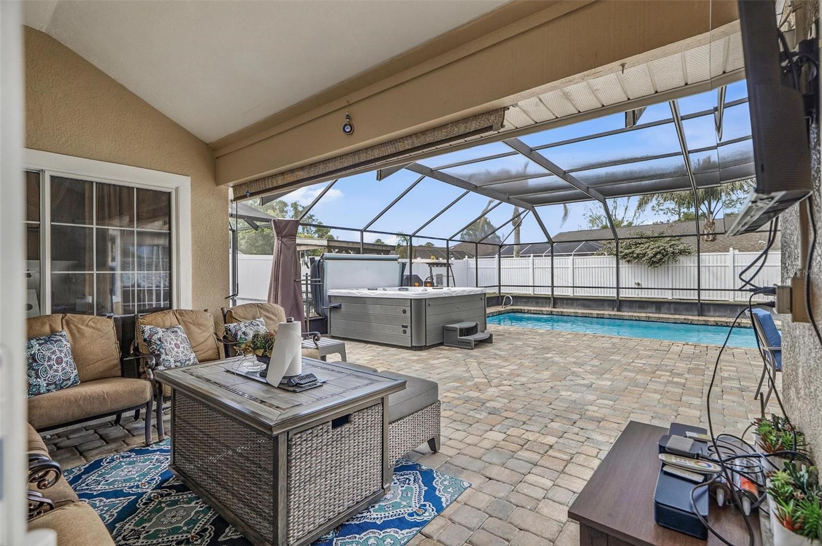 Image 66 of 95 For 11 Bannerwood Lane