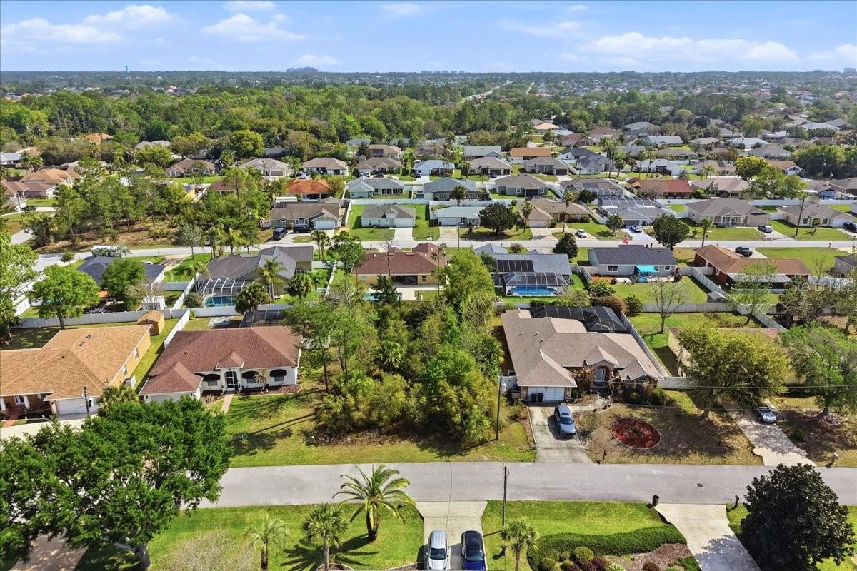 Image 4 of 6 For 95 Freemont