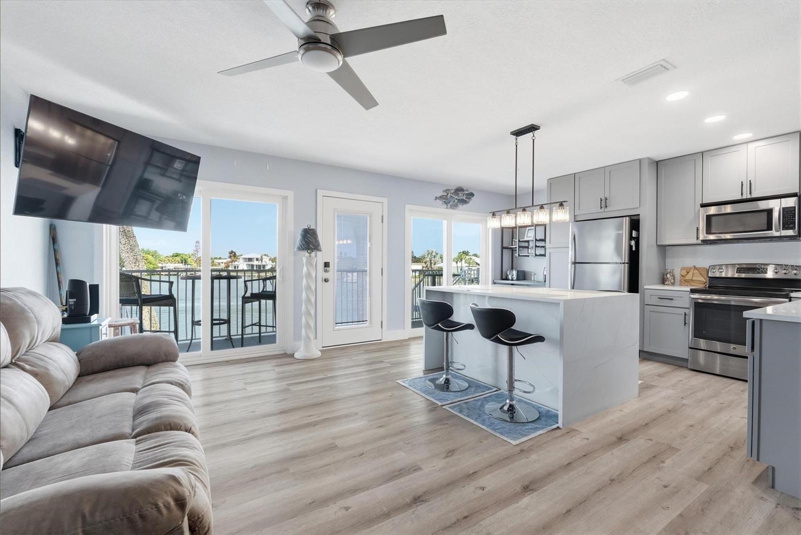 Image 36 of 55 For 335 Causeway  G22