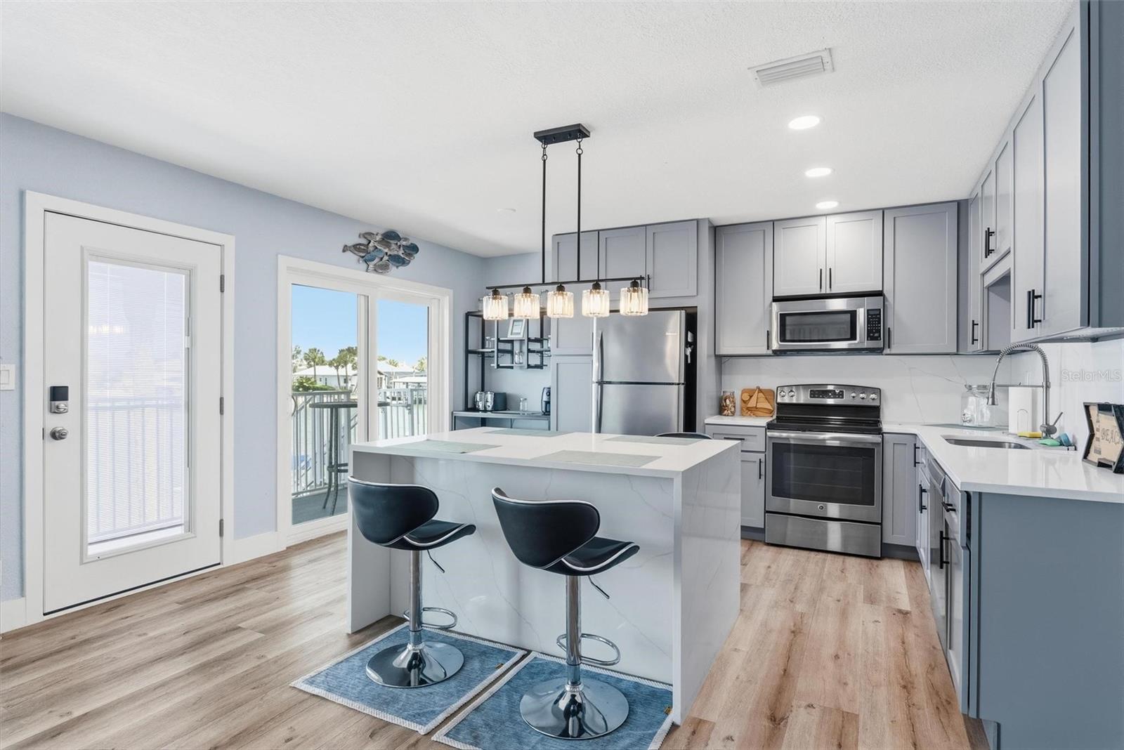 Image 37 of 55 For 335 Causeway  G22