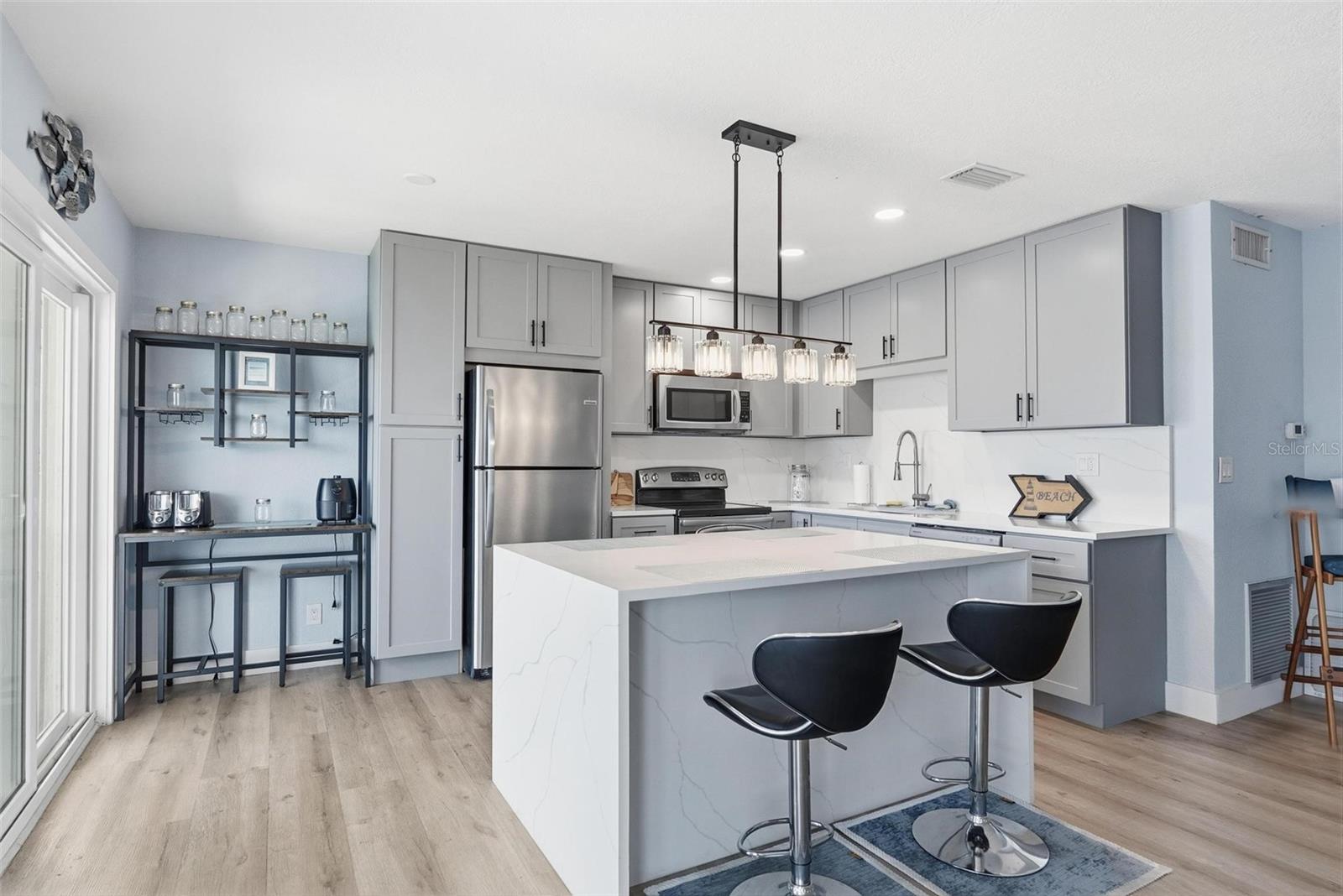 Image 38 of 55 For 335 Causeway  G22