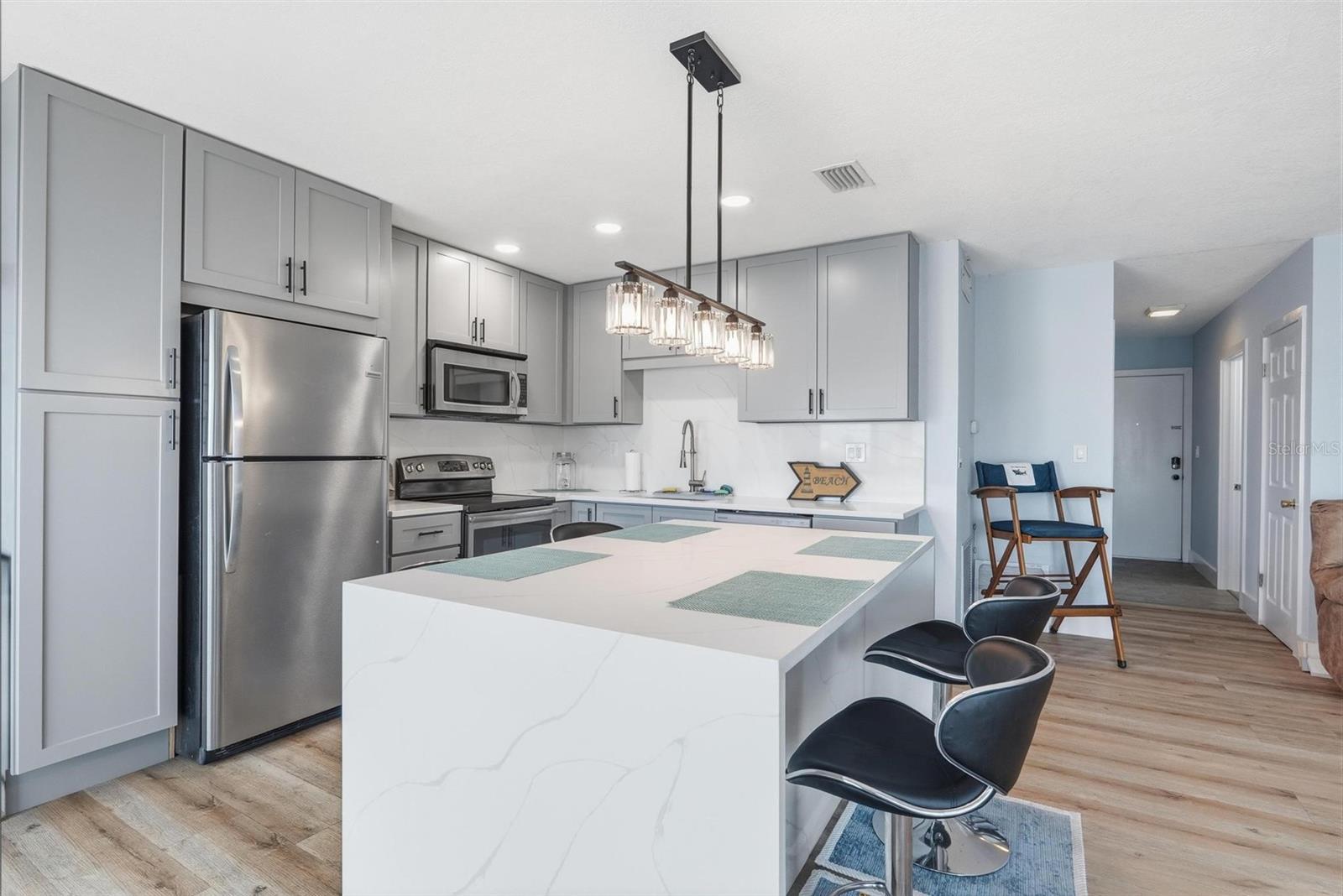 Image 4 of 55 For 335 Causeway  G22