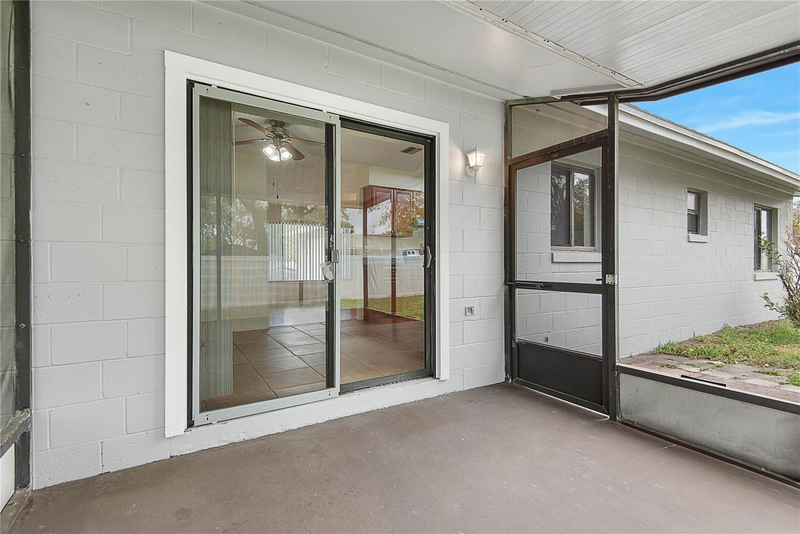 Image 35 of 56 For 1222 Thomasina Drive