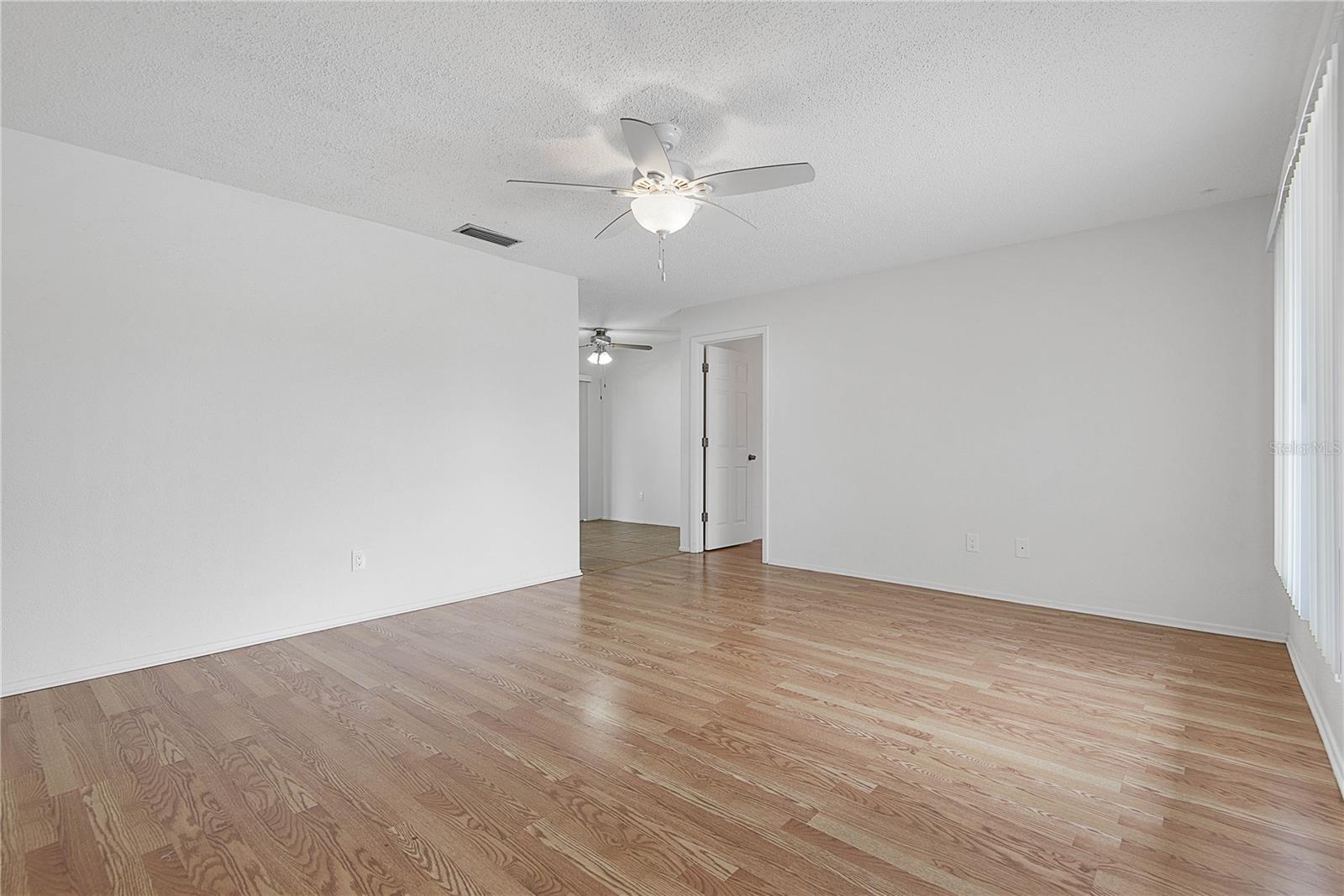 Image 6 of 56 For 1222 Thomasina Drive