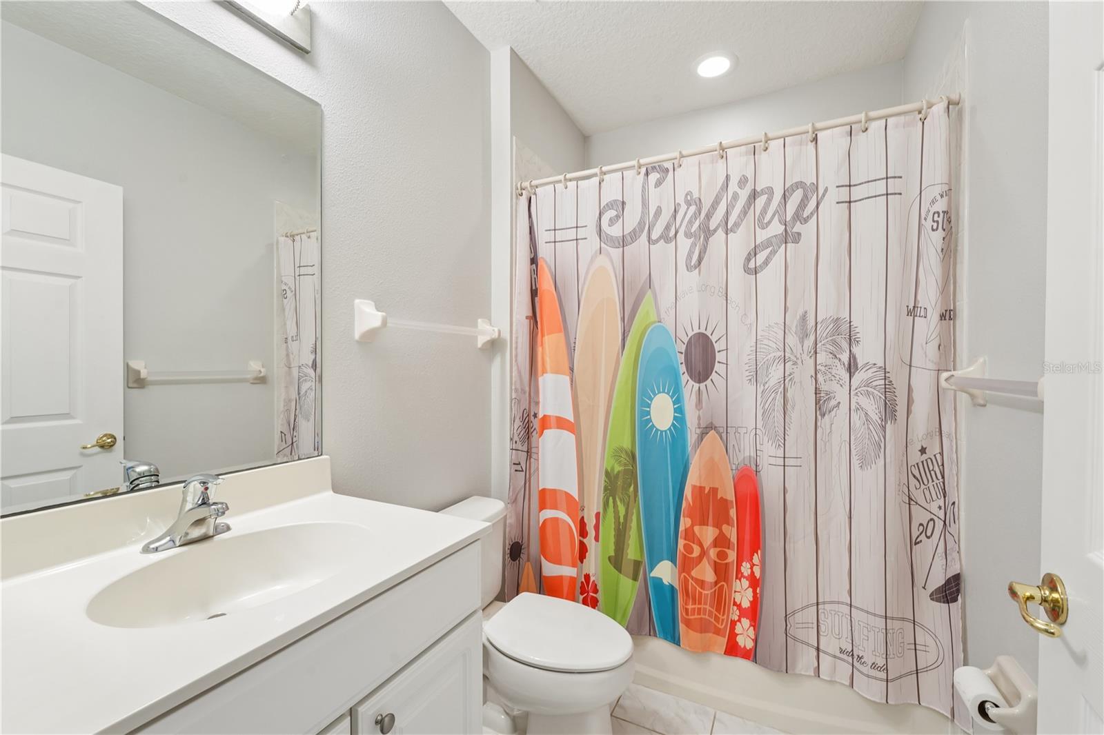 Image 18 of 56 For 1100 Canopy Walk Lane 1125