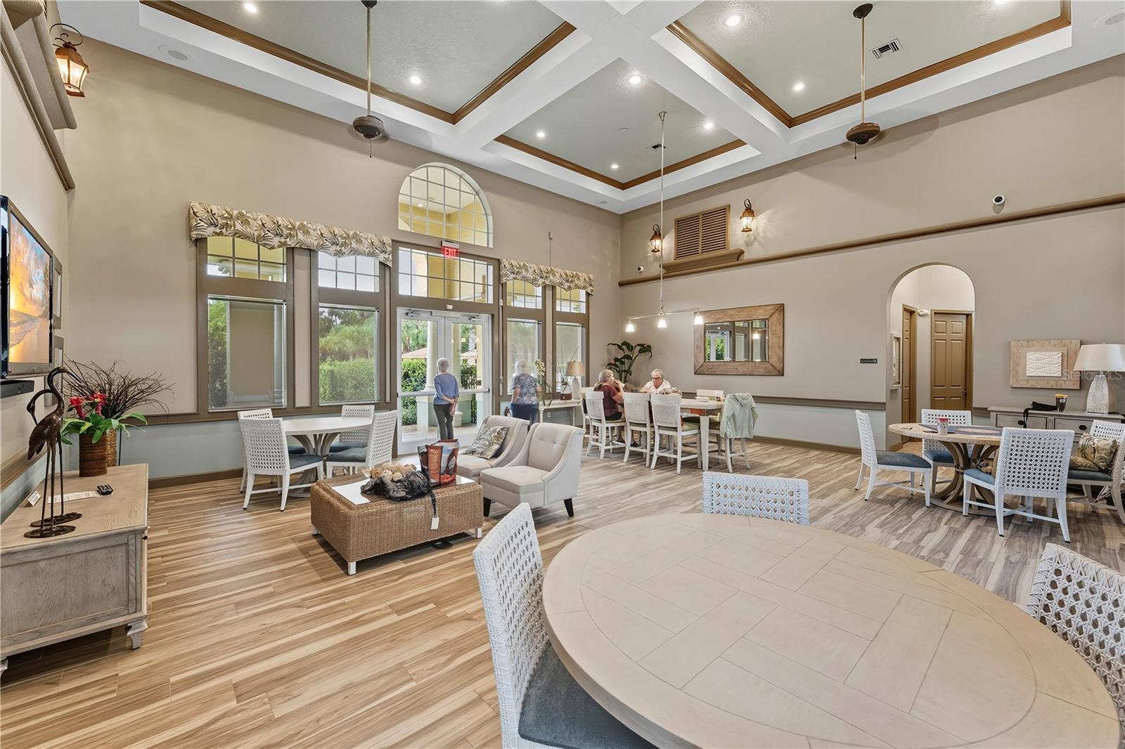 Image 26 of 56 For 1100 Canopy Walk Lane 1125