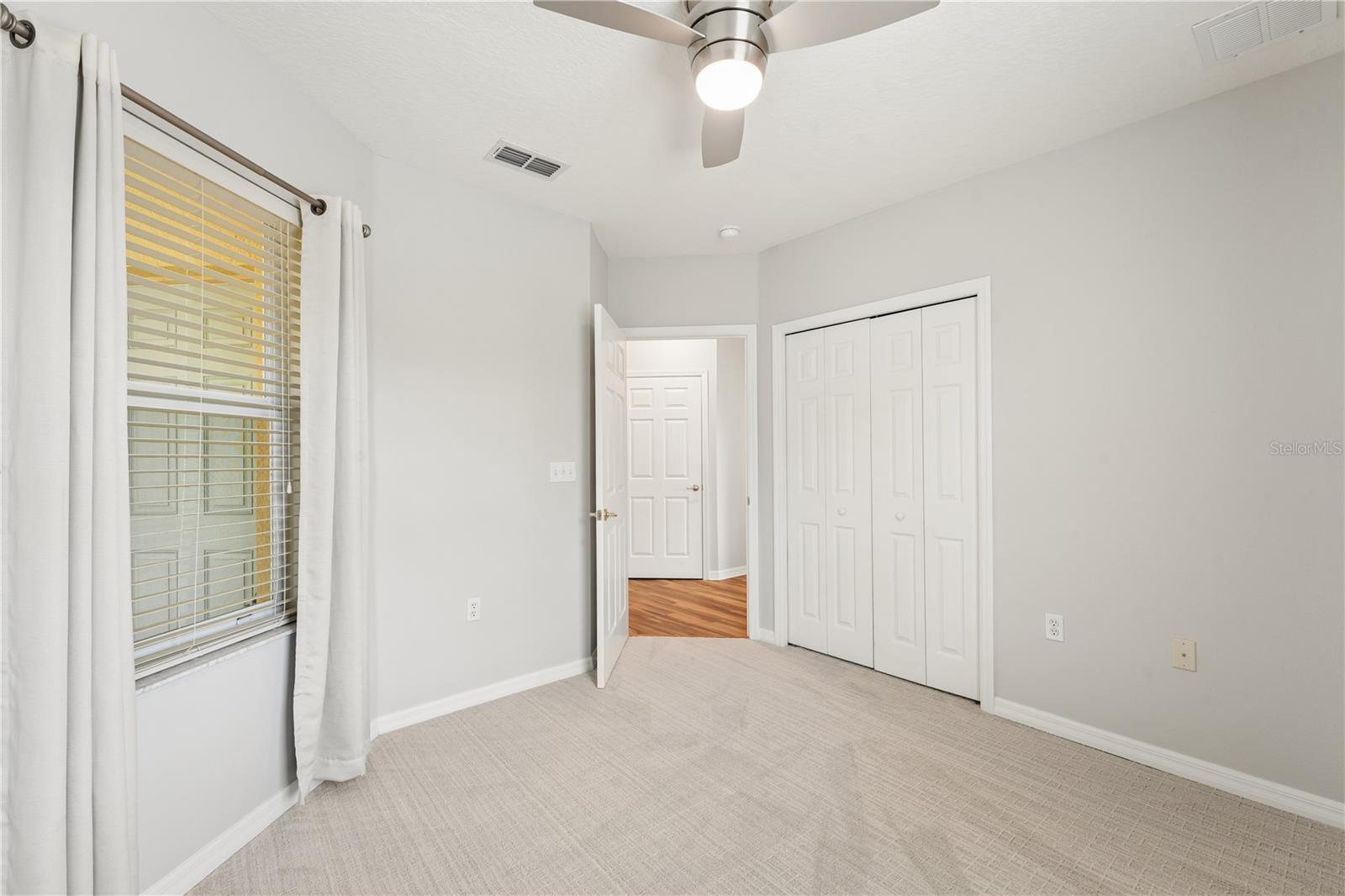 Image 33 of 56 For 1100 Canopy Walk Lane 1125