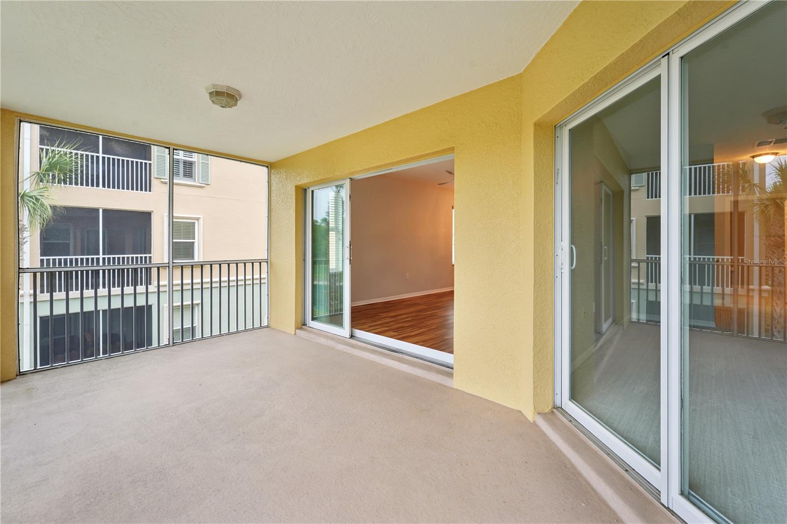 Image 39 of 56 For 1100 Canopy Walk Lane 1125