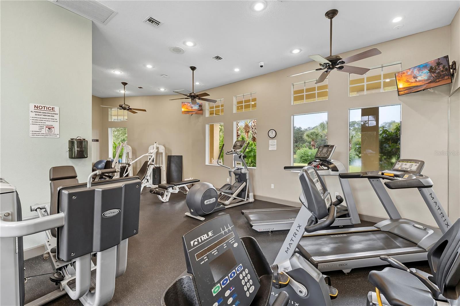 Image 44 of 56 For 1100 Canopy Walk Lane 1125