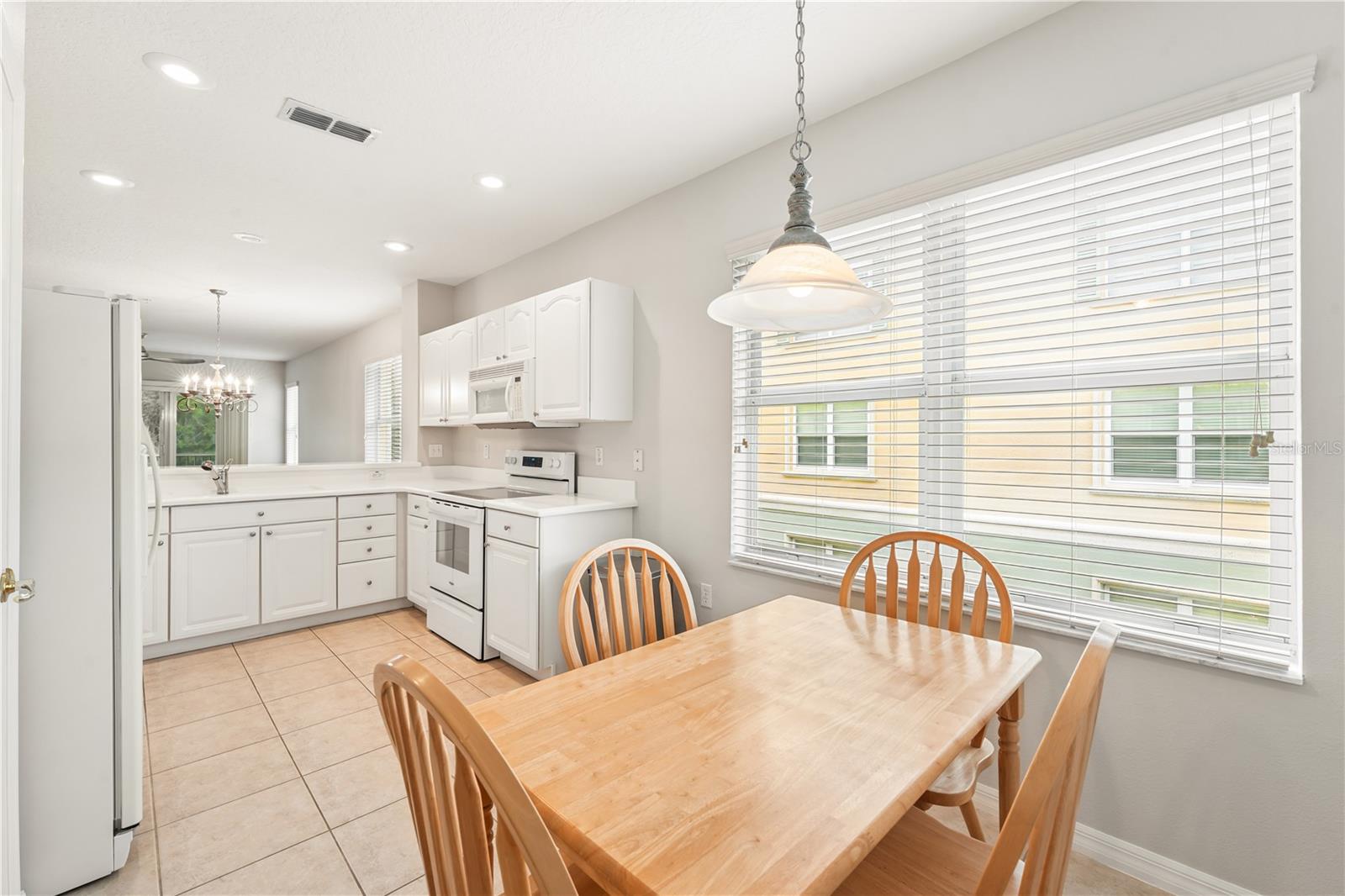 Image 5 of 56 For 1100 Canopy Walk Lane 1125