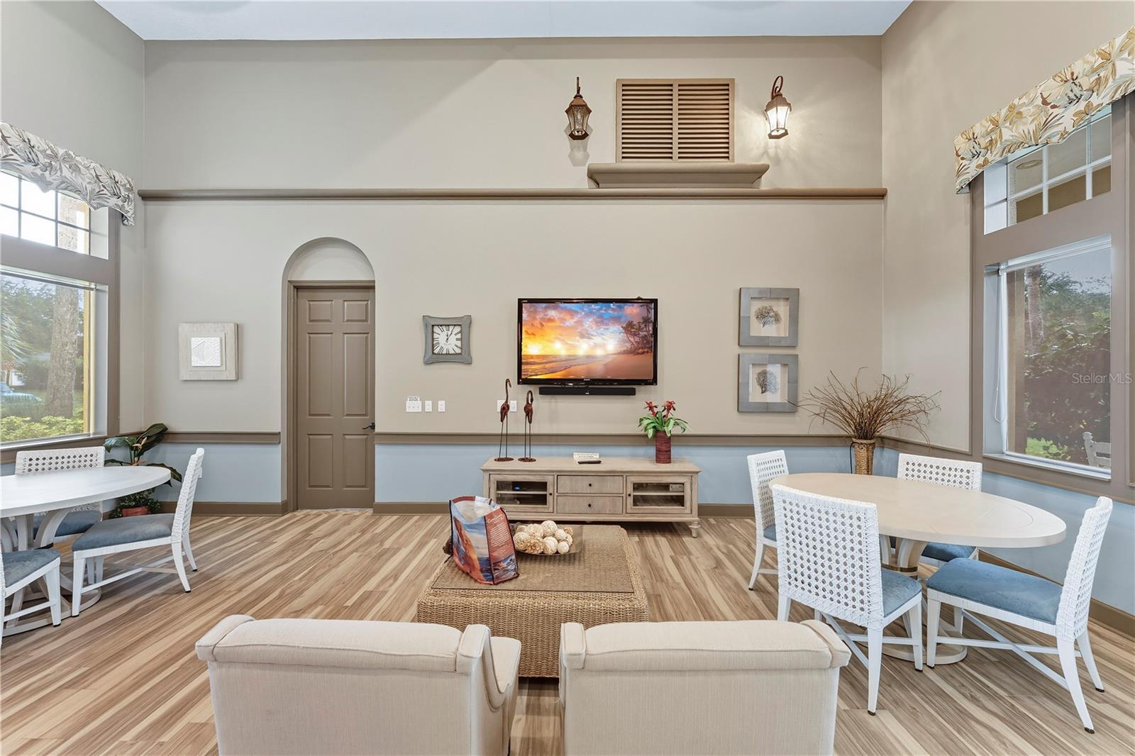 Image 51 of 56 For 1100 Canopy Walk Lane 1125