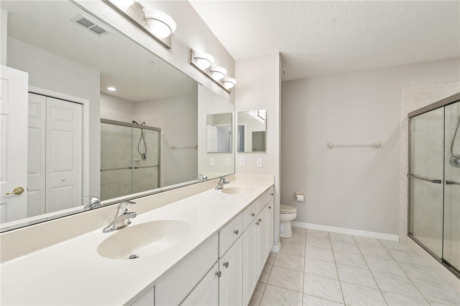 Image 8 of 56 For 1100 Canopy Walk Lane 1125