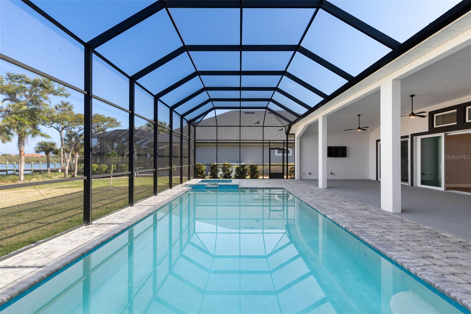 Image 21 of 88 For 51 Riverwalk Drive